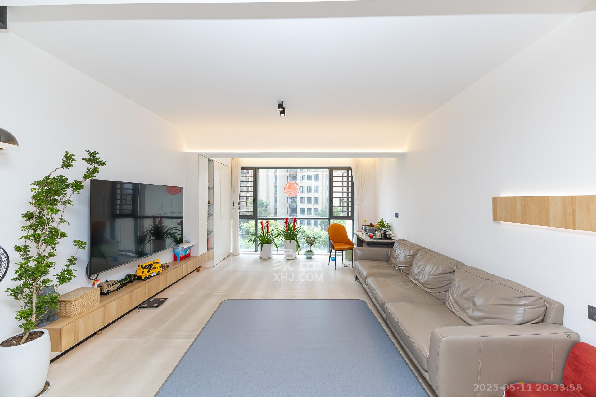 润和湘江天地D区 4室2厅2卫 169.0万 润和湘江天地D区 4室2厅2卫 169.0万客厅