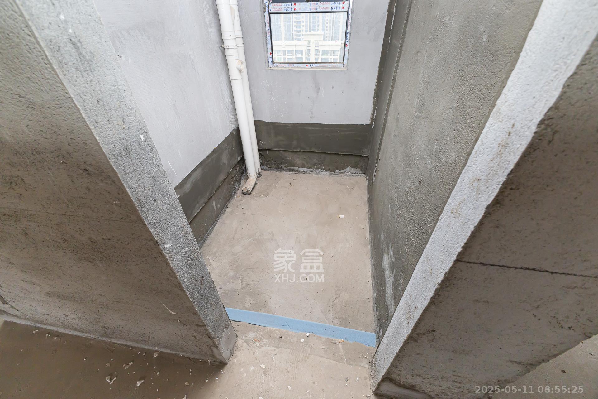 明发阅江悦府  3室2厅2卫   108.00万卫生间