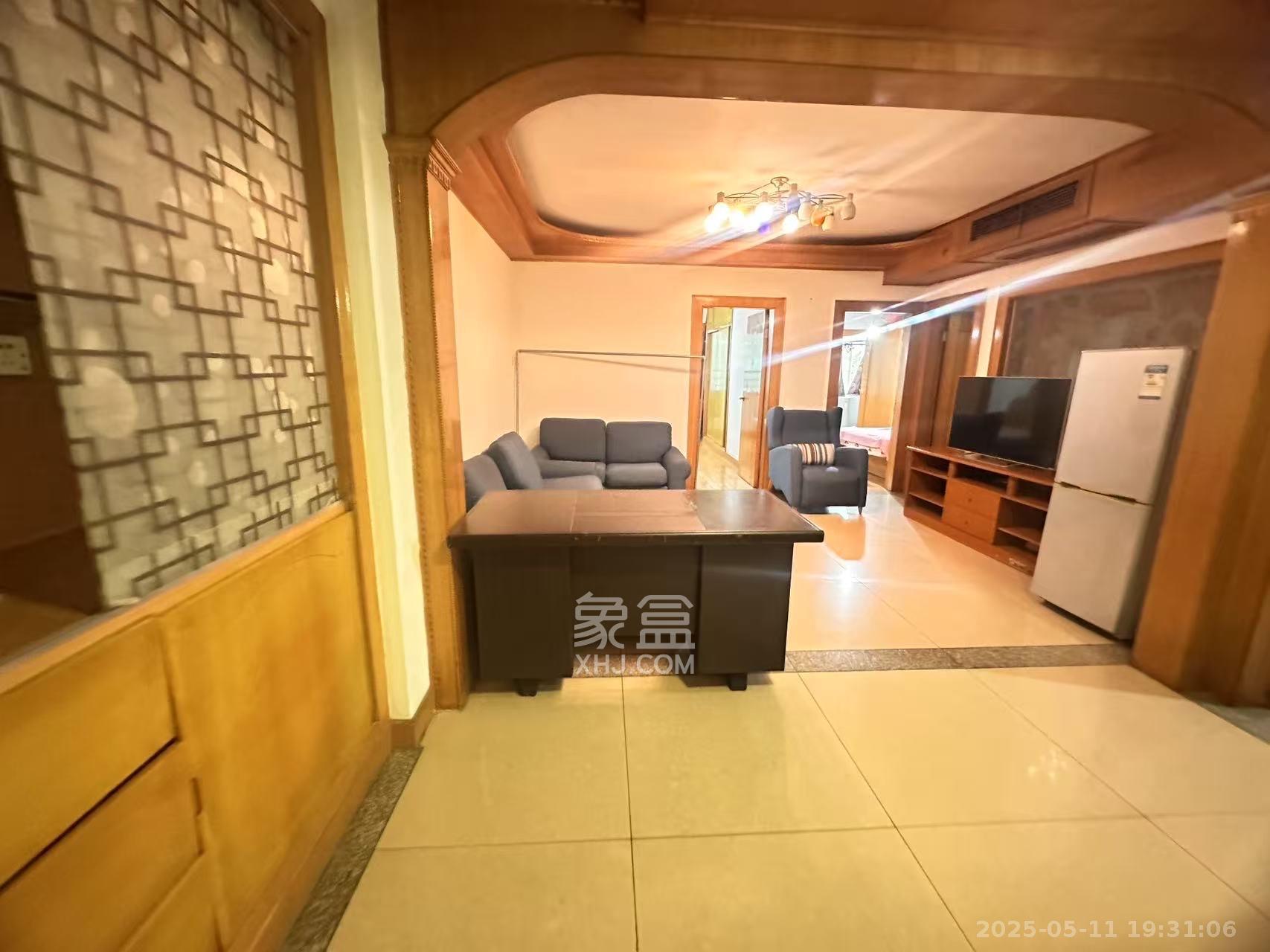 建工集团单位房  1室0厅0卫    2800.0元/月 建工集团单位房  1室0厅0卫    2800.0元/月室内图