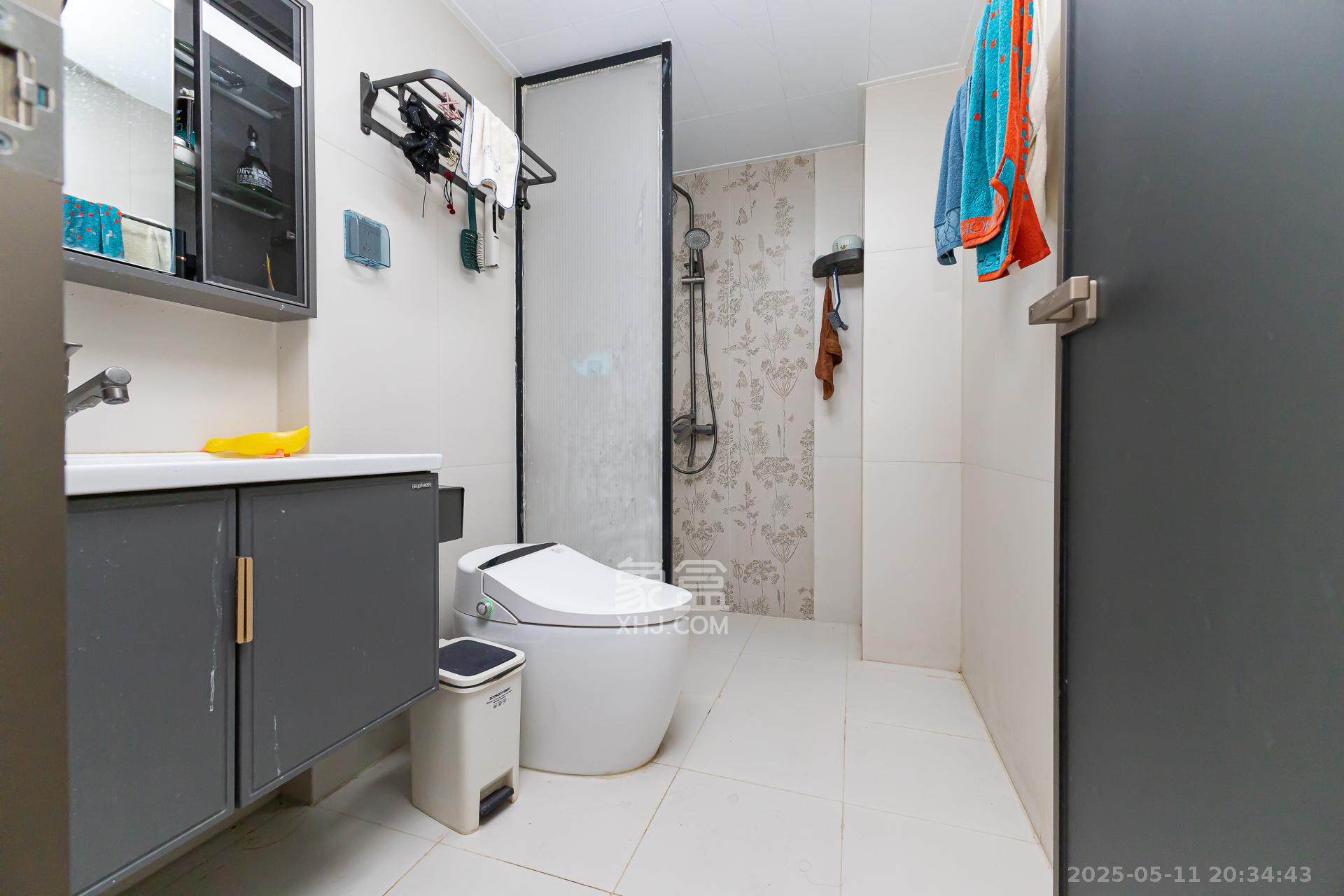 润和湘江天地D区 4室2厅2卫 169.0万 润和湘江天地D区 4室2厅2卫 169.0万卫生间