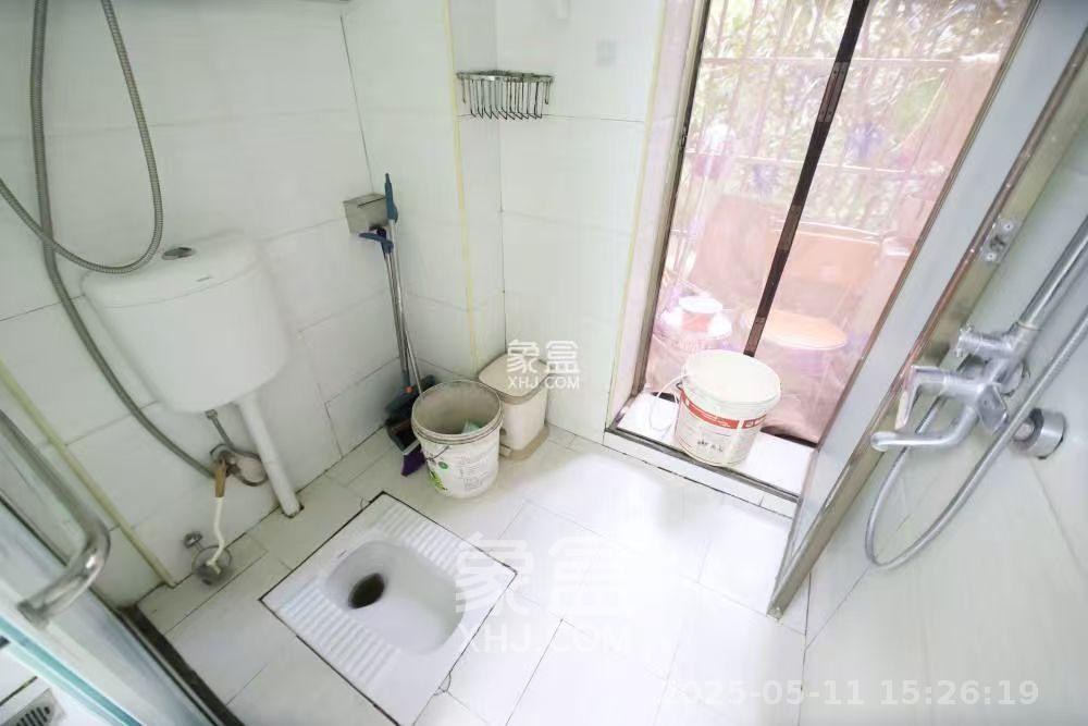 新盛珑璟台  4室2厅2卫   3200.00元/月室内图