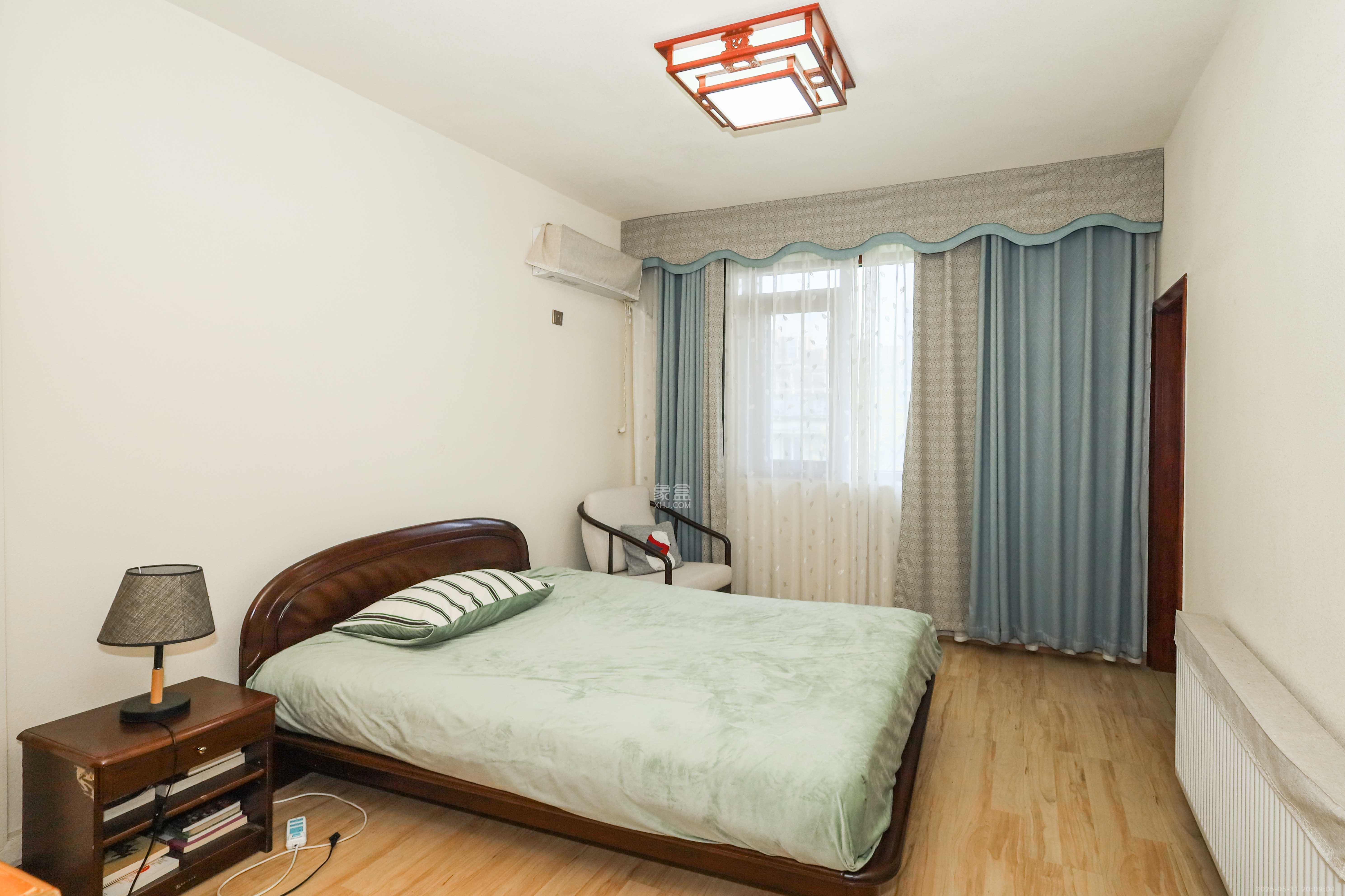 银华山庄 4室2厅2卫 135.0万 银华山庄 4室2厅2卫 135.0万卧室