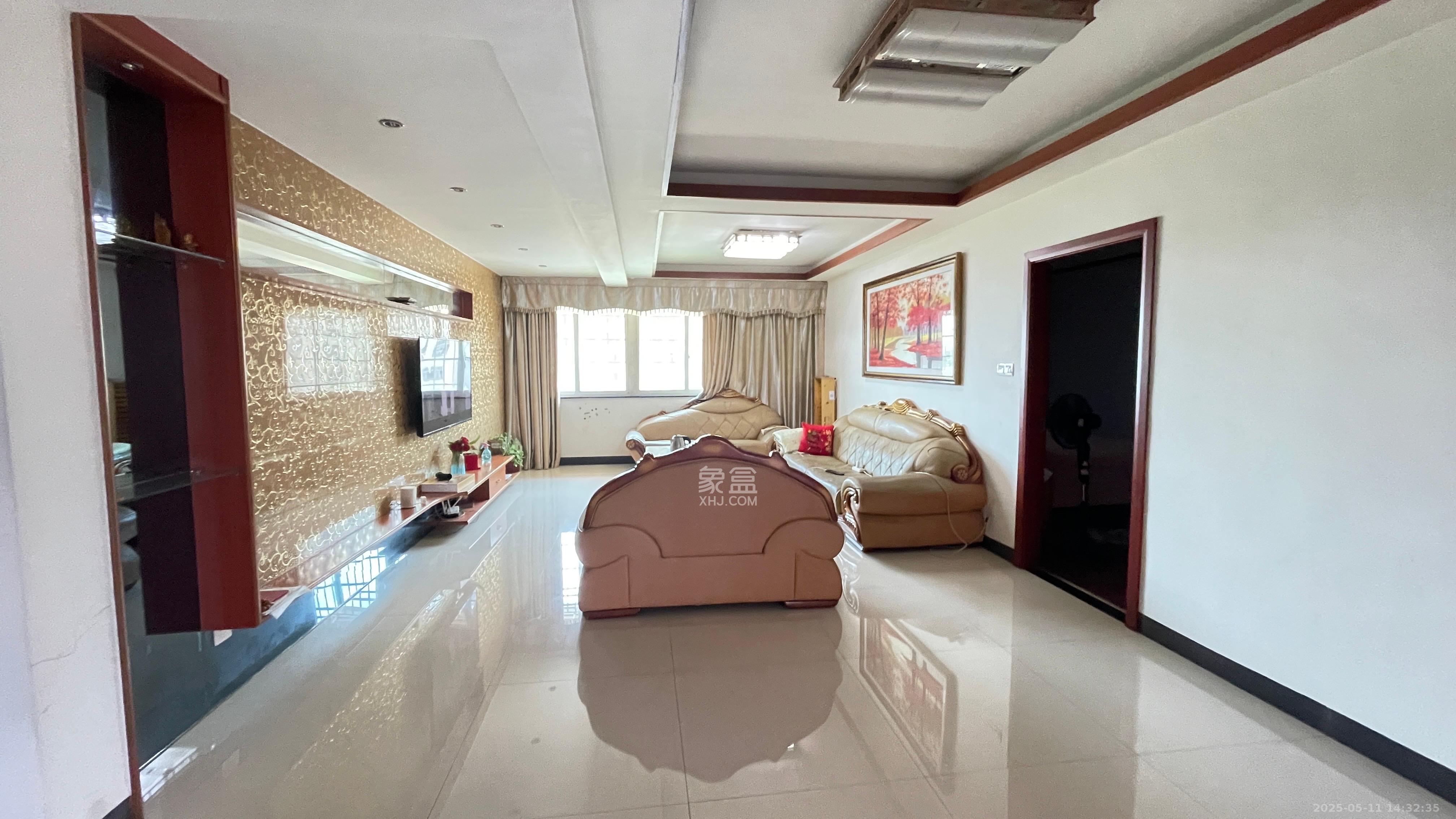 思进大厦 4室2厅2卫 2600.0元/月 思进大厦 4室2厅2卫 2600.0元/月室内图