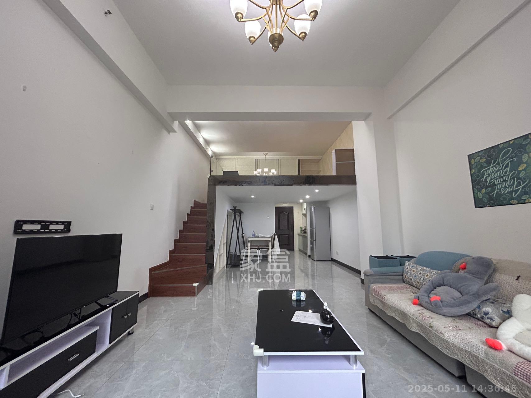 荣悦台 1室1厅1卫 2200.0元/月 荣悦台 1室1厅1卫 2200.0元/月室内图