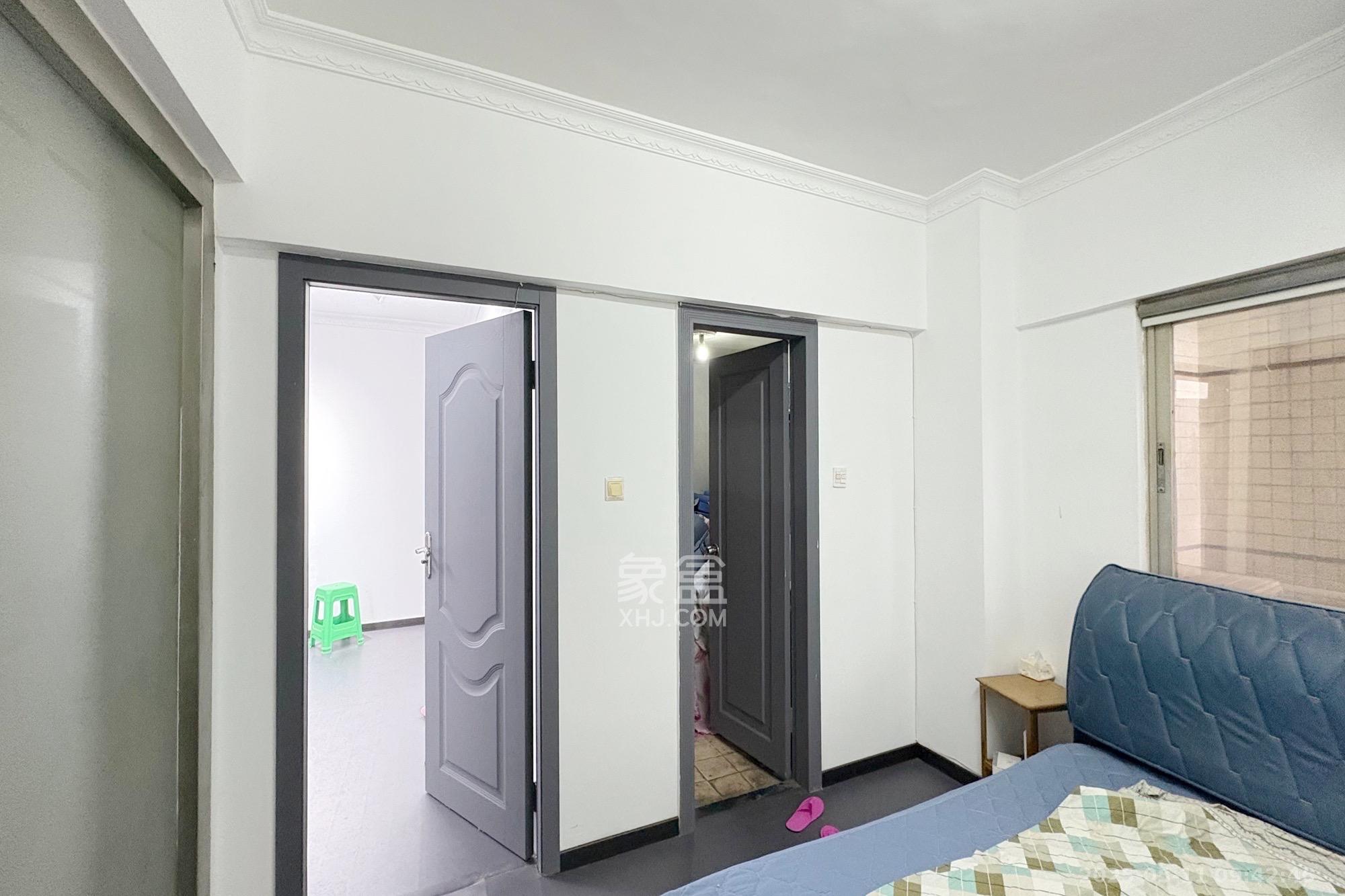 东成大厦 2室2厅1卫 2200.0元/月 东成大厦 2室2厅1卫 2200.0元/月室内图