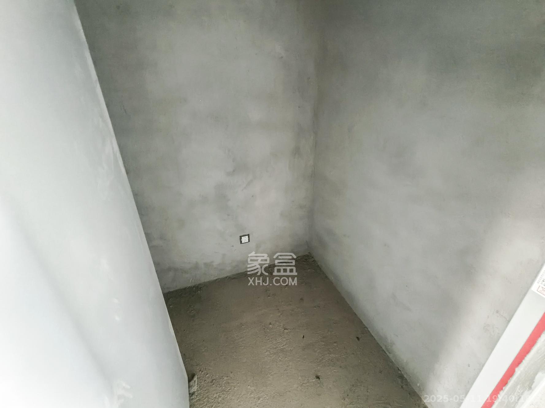 爱情公望府 4室2厅2卫 108.0万 爱情公望府 4室2厅2卫 108.0万卧室