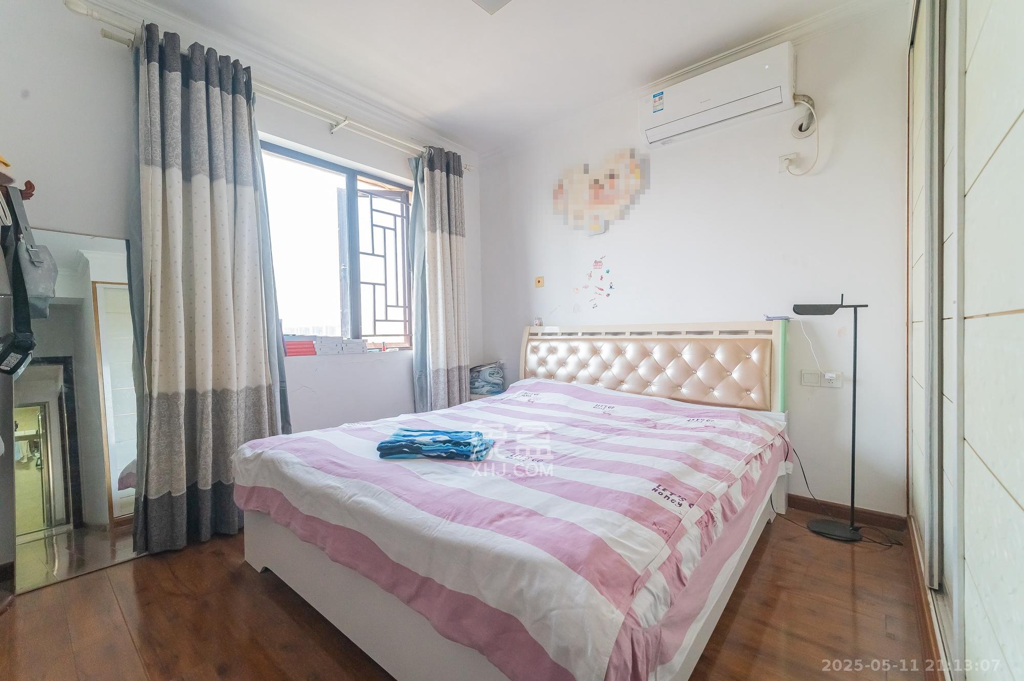 星湖湾一期高层  3室2厅1卫    68.0万 星湖湾一期高层  3室2厅1卫    68.0万卧室