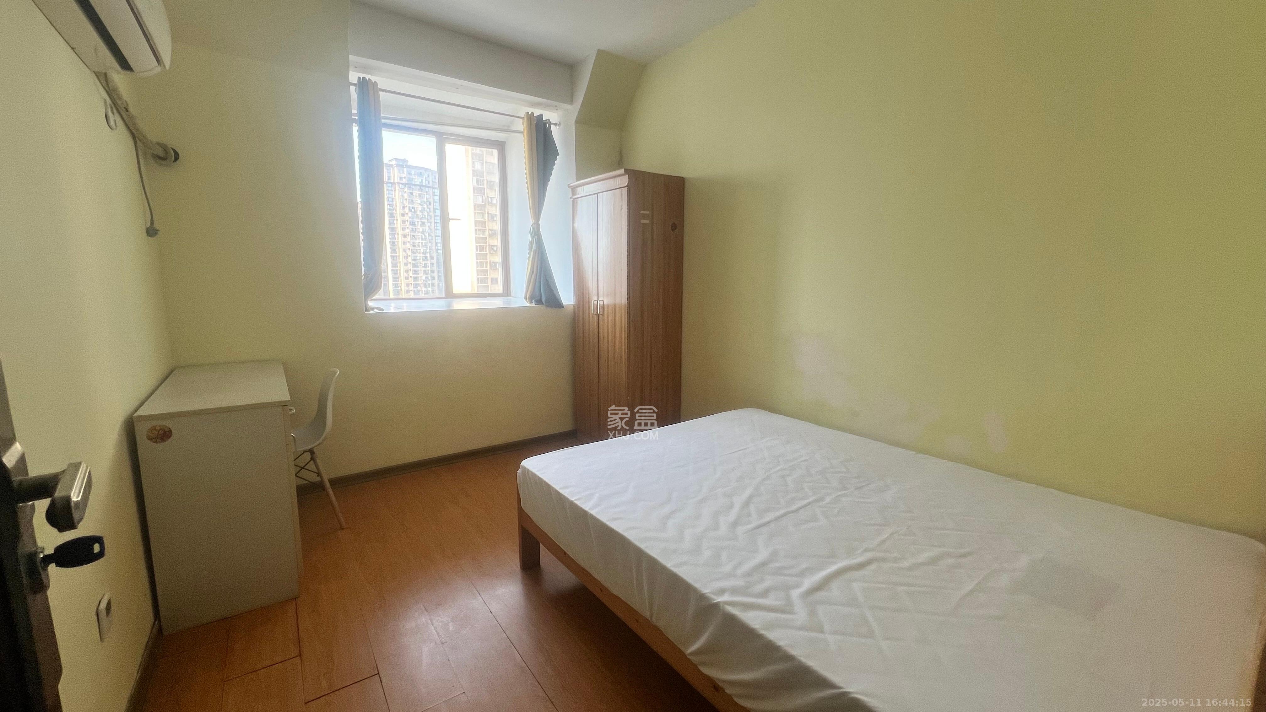 高信向日葵 1室1厅1卫 750.0元/月 高信向日葵 1室1厅1卫 750.0元/月室内图