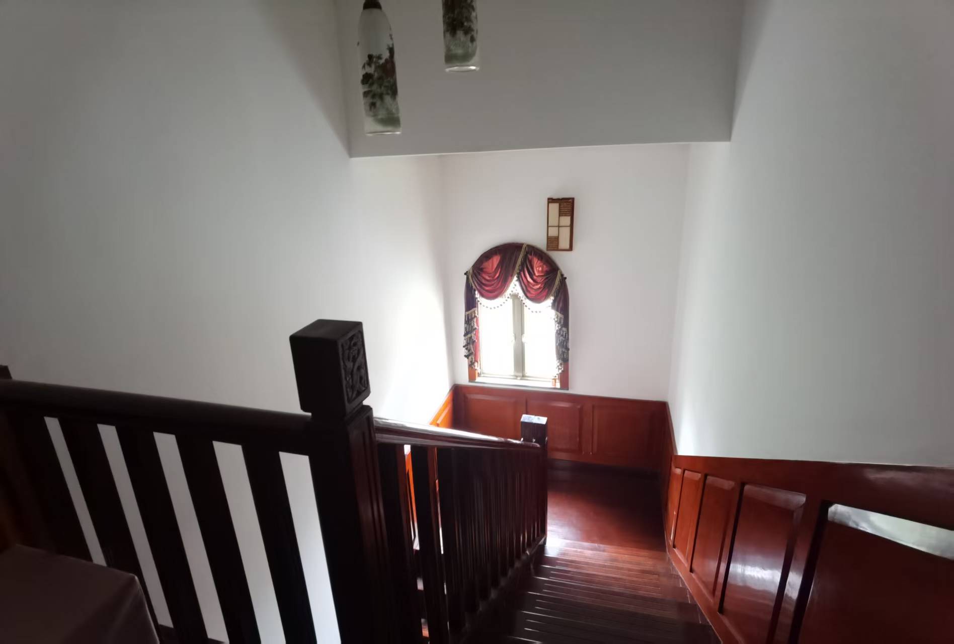 碧桂园 5室2厅3卫 8000.0元/月 碧桂园 5室2厅3卫 8000.0元/月室内图