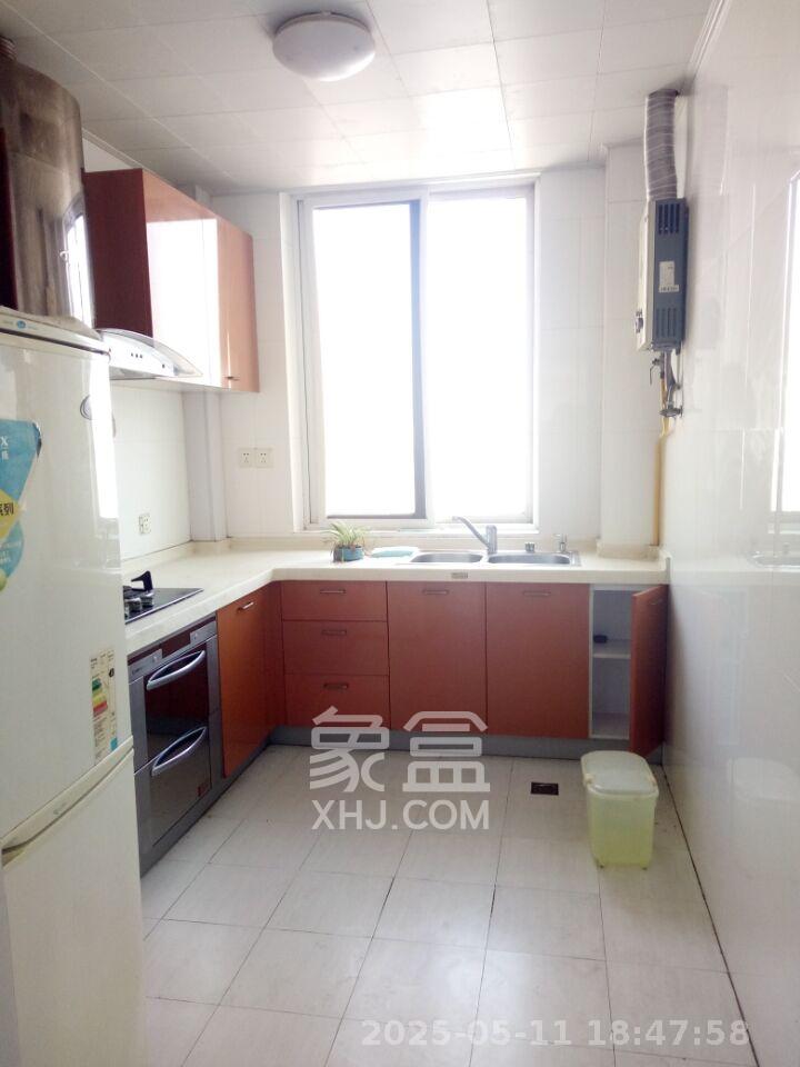 金信阳光在线 3室2厅1卫 2200.0元/月 金信阳光在线 3室2厅1卫 2200.0元/月室内图