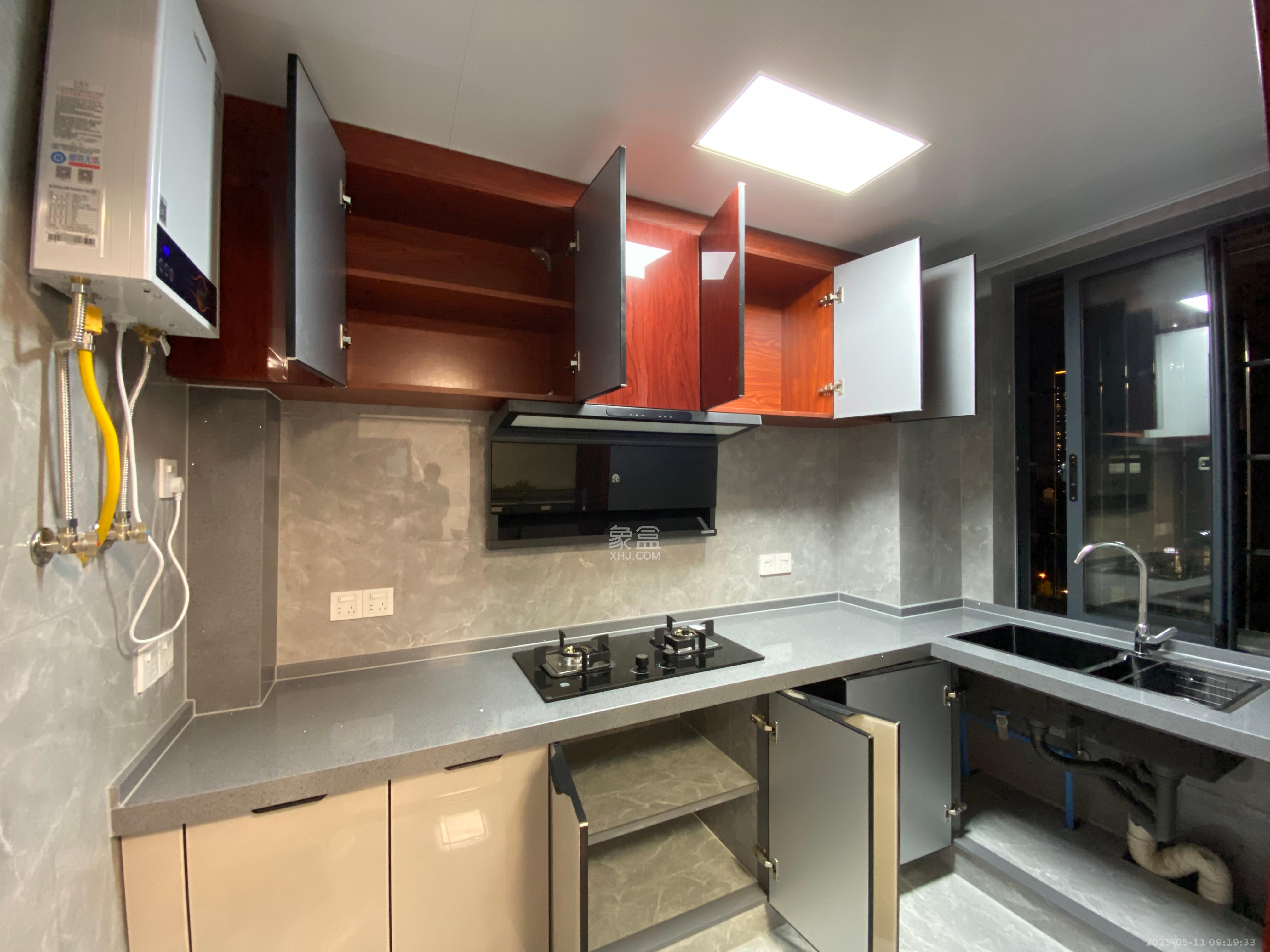 东岸梅园小区 2室1厅1卫 2500.0元/月 东岸梅园小区 2室1厅1卫 2500.0元/月室内图