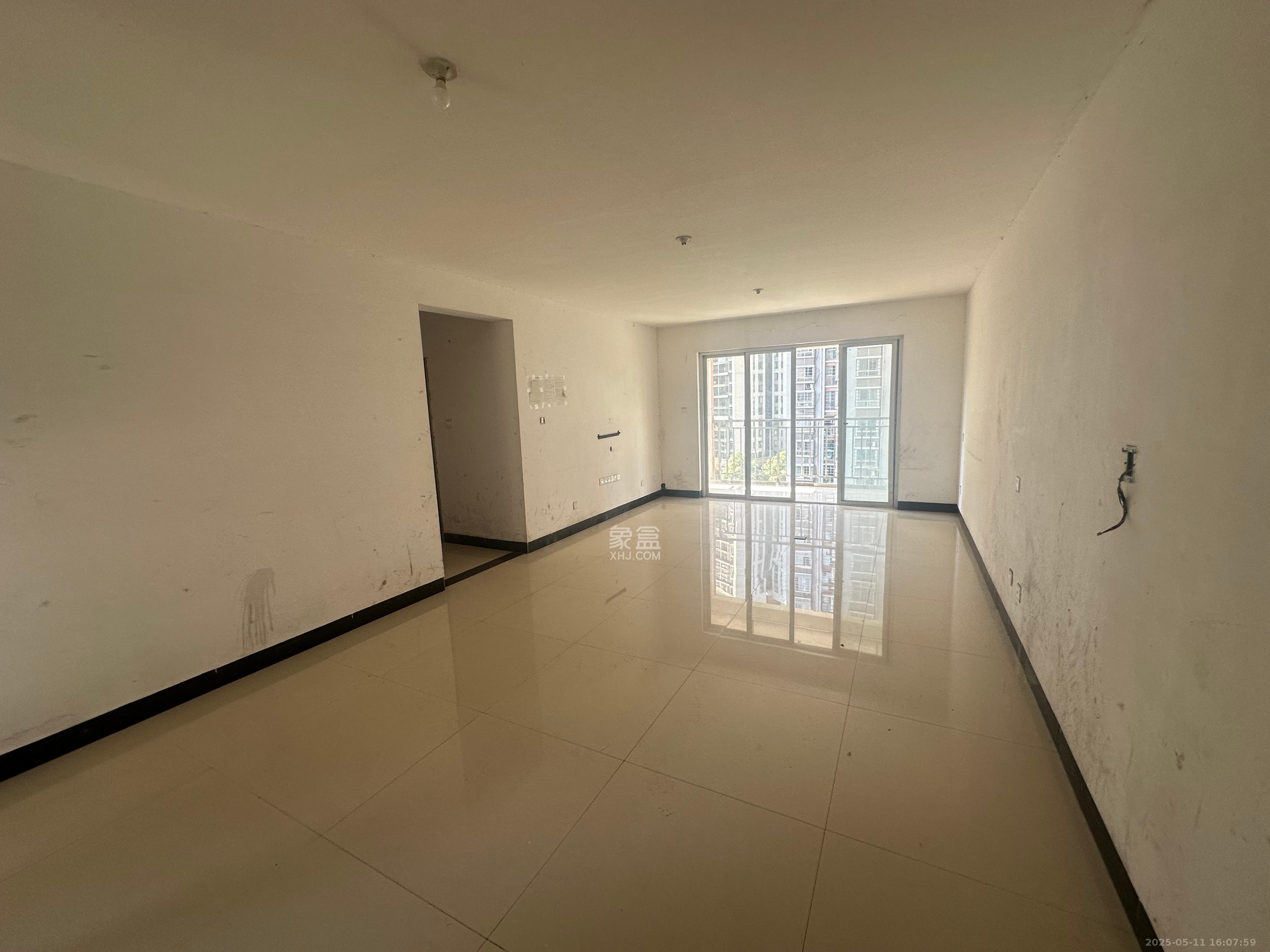 骑龙安置小区 1室0厅0卫 1800.0元/月 骑龙安置小区 1室0厅0卫 1800.0元/月室内图