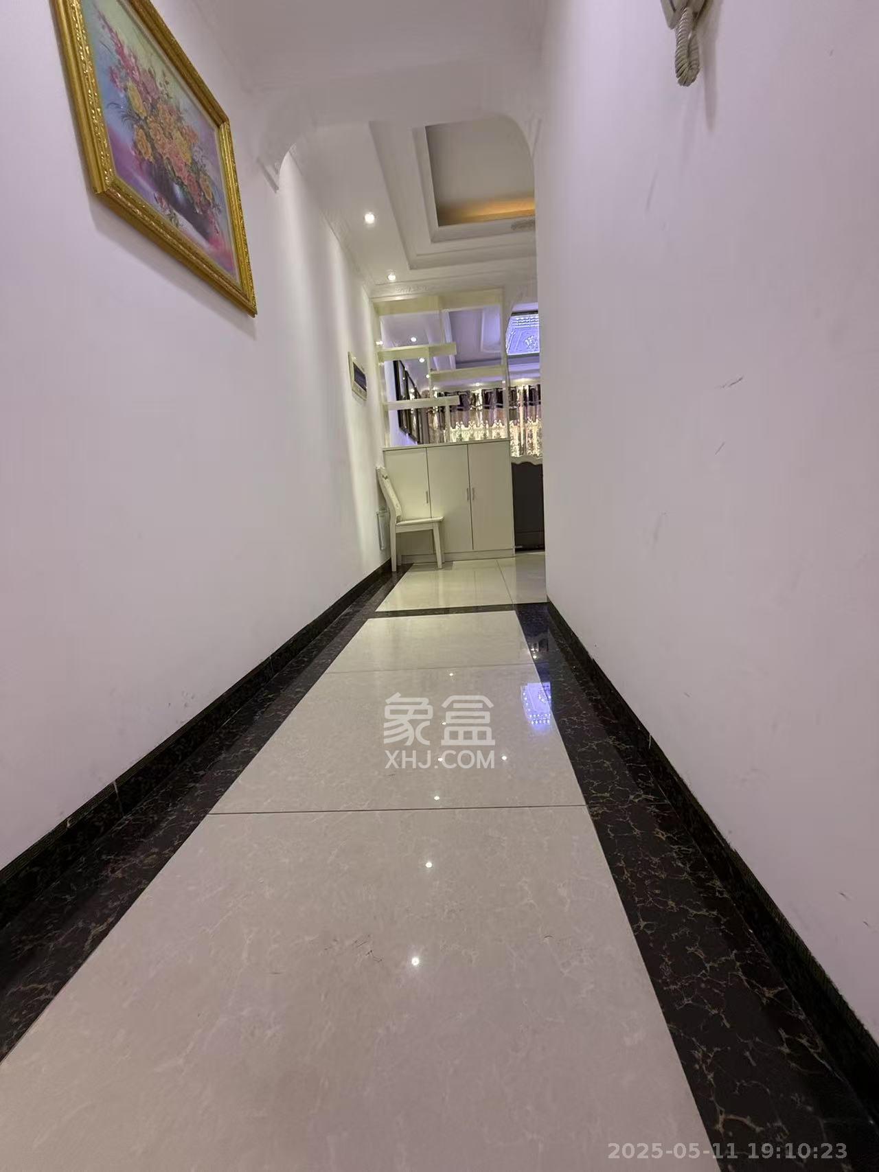 旺德府万象时代  2室1厅1卫   2400.00元/月室内图