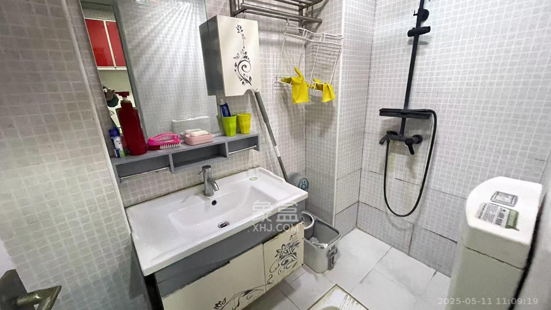 少帅府  1室1厅1卫    2500.0元/月 少帅府  1室1厅1卫    2500.0元/月室内图