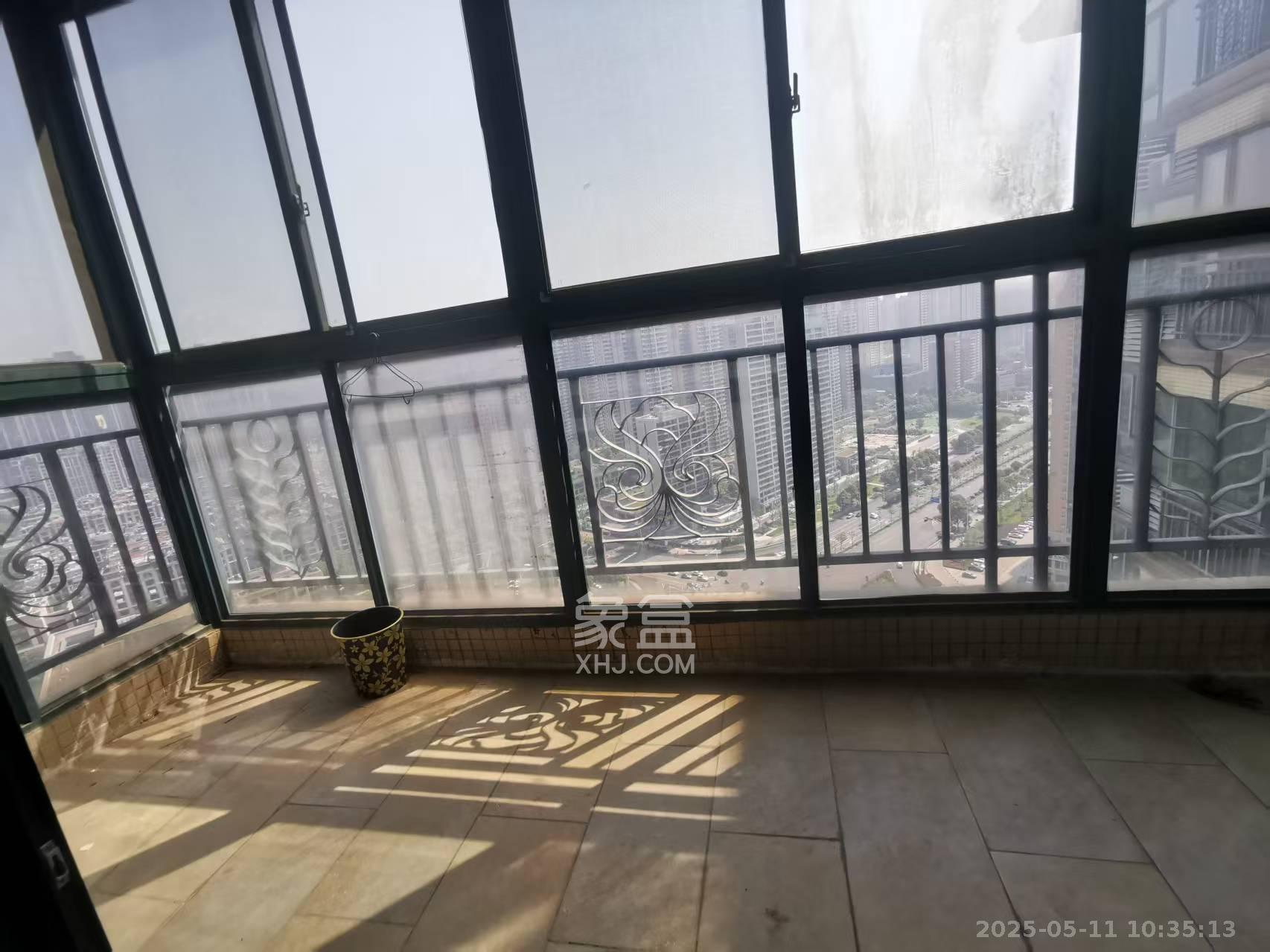 恒大绿洲  3室2厅2卫    2400.0元/月室内图