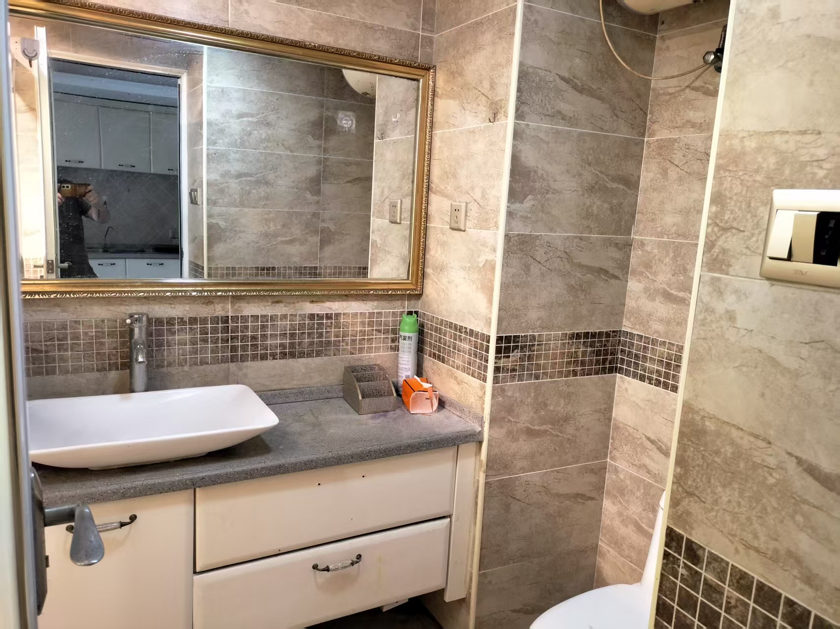 万豪城市花园 1室1厅1卫 1000.0元/月 万豪城市花园 1室1厅1卫 1000.0元/月室内图