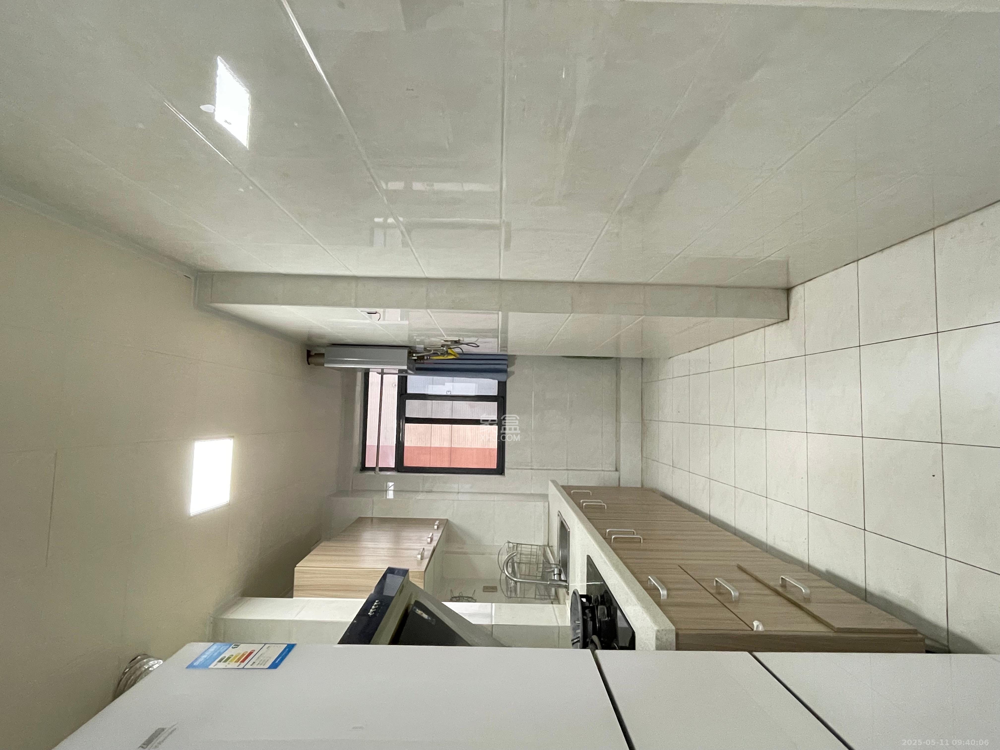 京武浪琴山一、二期  2室1厅1卫    2500.0元/月 京武浪琴山一、二期  2室1厅1卫    2500.0元/月室内图