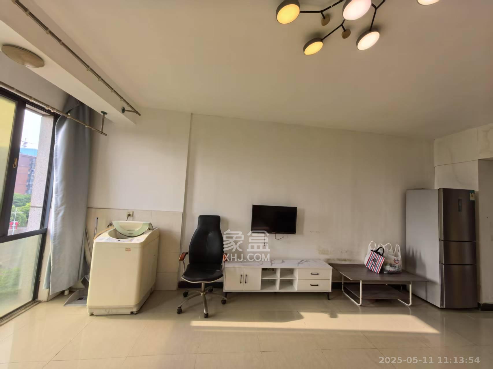 生活艺术城 1室1厅1卫 1100.0元/月 生活艺术城 1室1厅1卫 1100.0元/月室内图