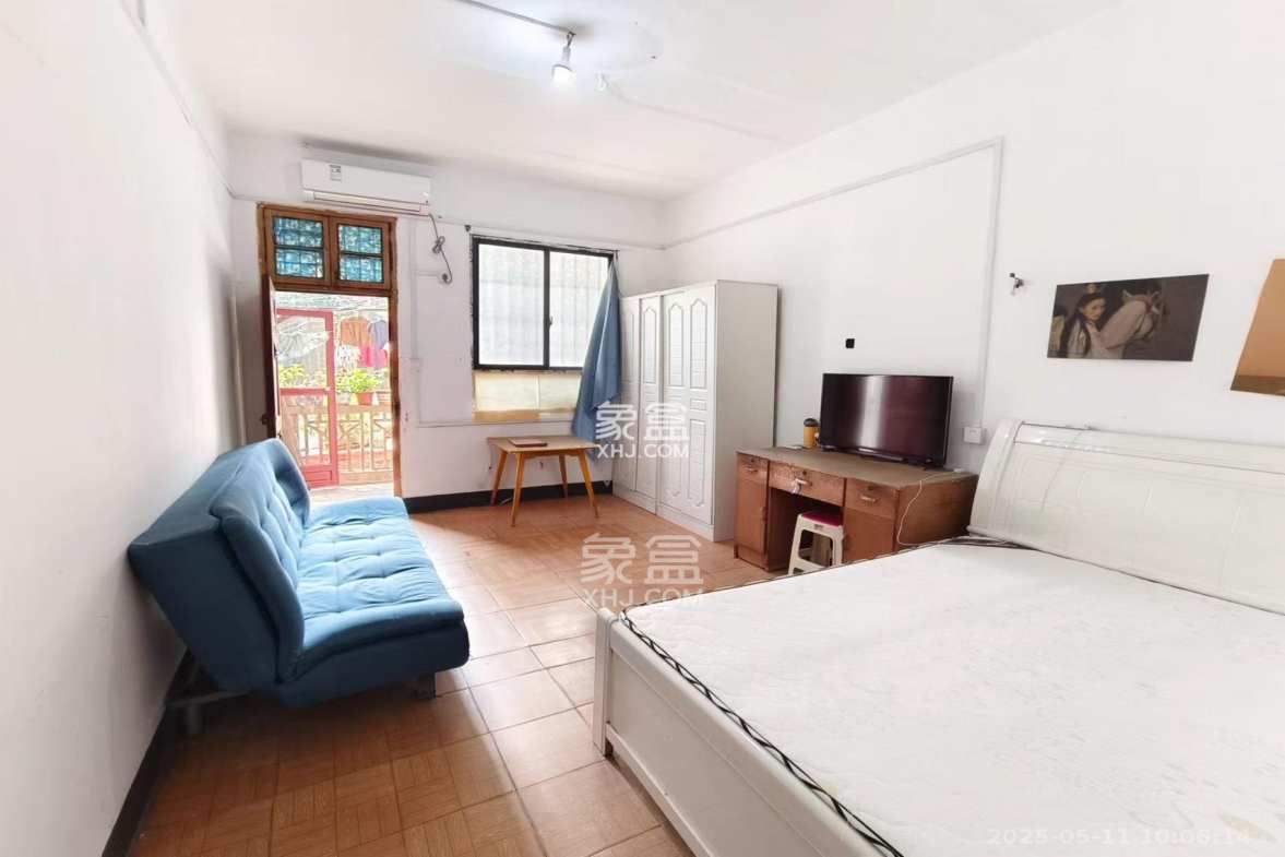 建湘新村  1室1厅1卫    1000.0元/月 建湘新村  1室1厅1卫    1000.0元/月室内图