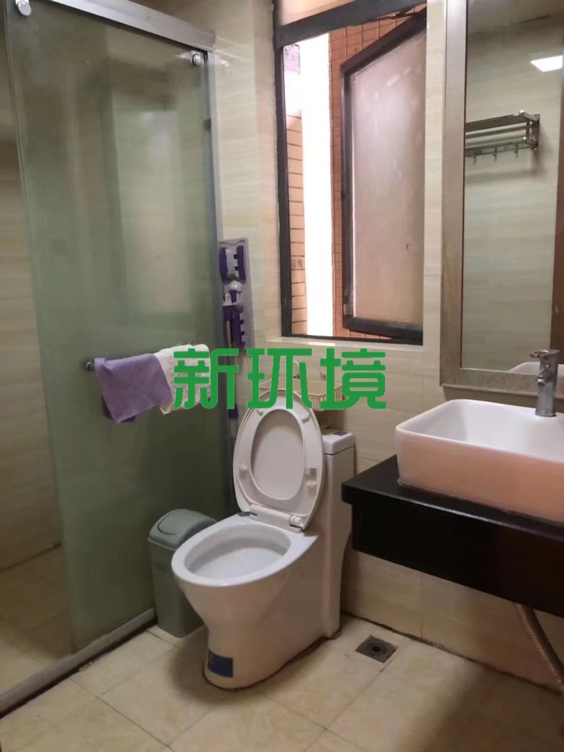 山水印象  1室1厅1卫    32.78万客厅
