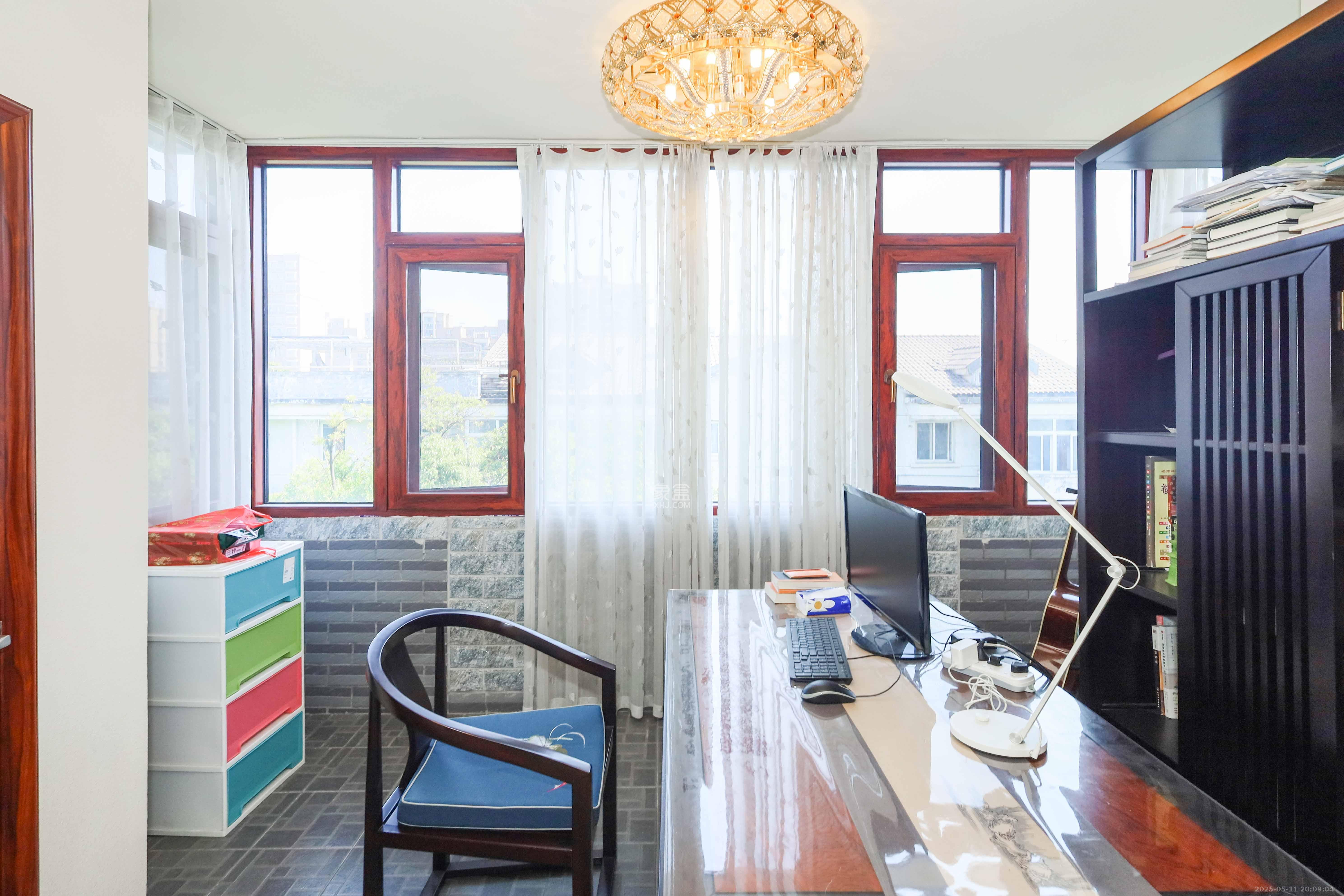 银华山庄 4室2厅2卫 135.0万 银华山庄 4室2厅2卫 135.0万卧室