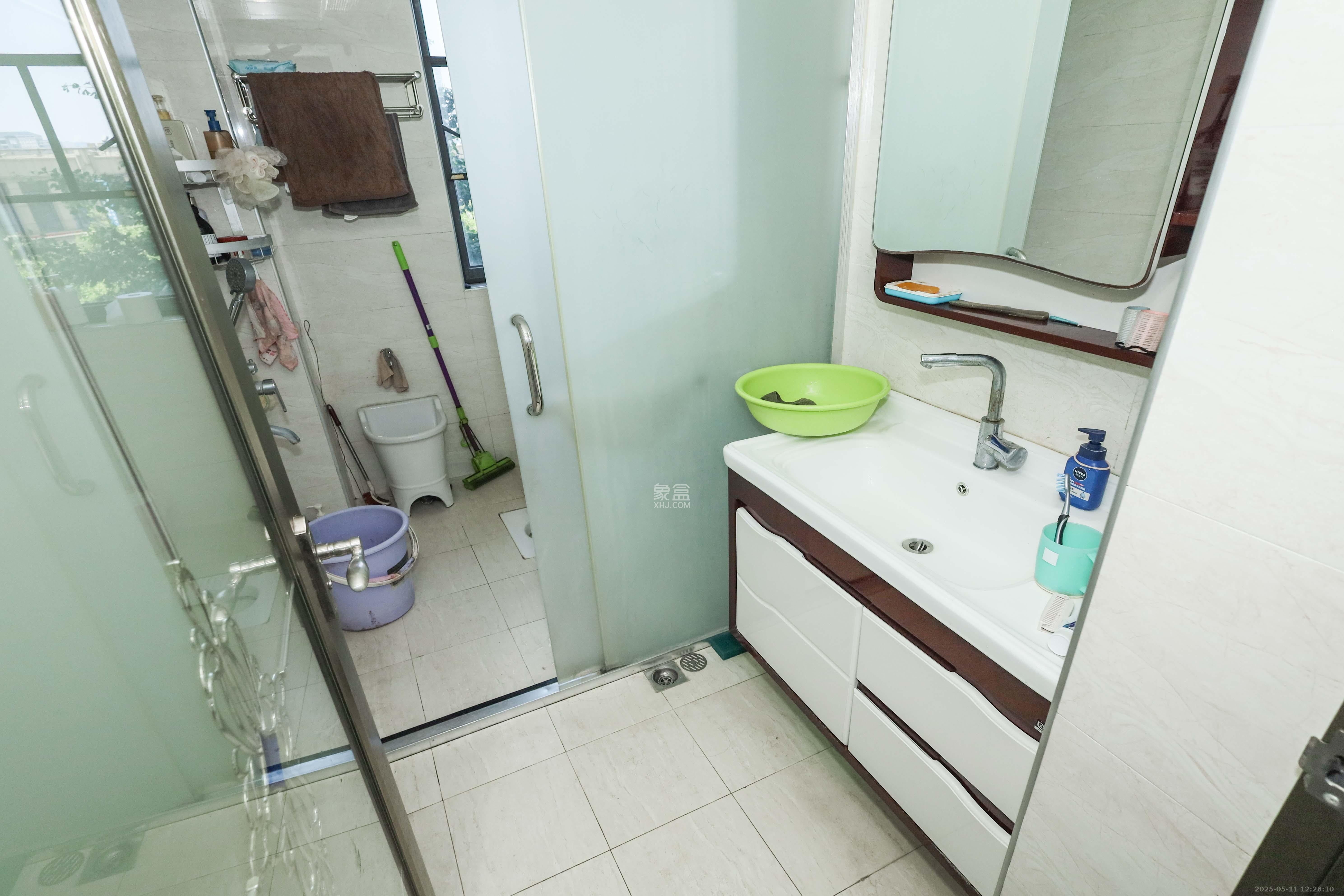 梅溪鑫苑名家 3室2厅2卫 108.0万 梅溪鑫苑名家 3室2厅2卫 108.0万卫生间