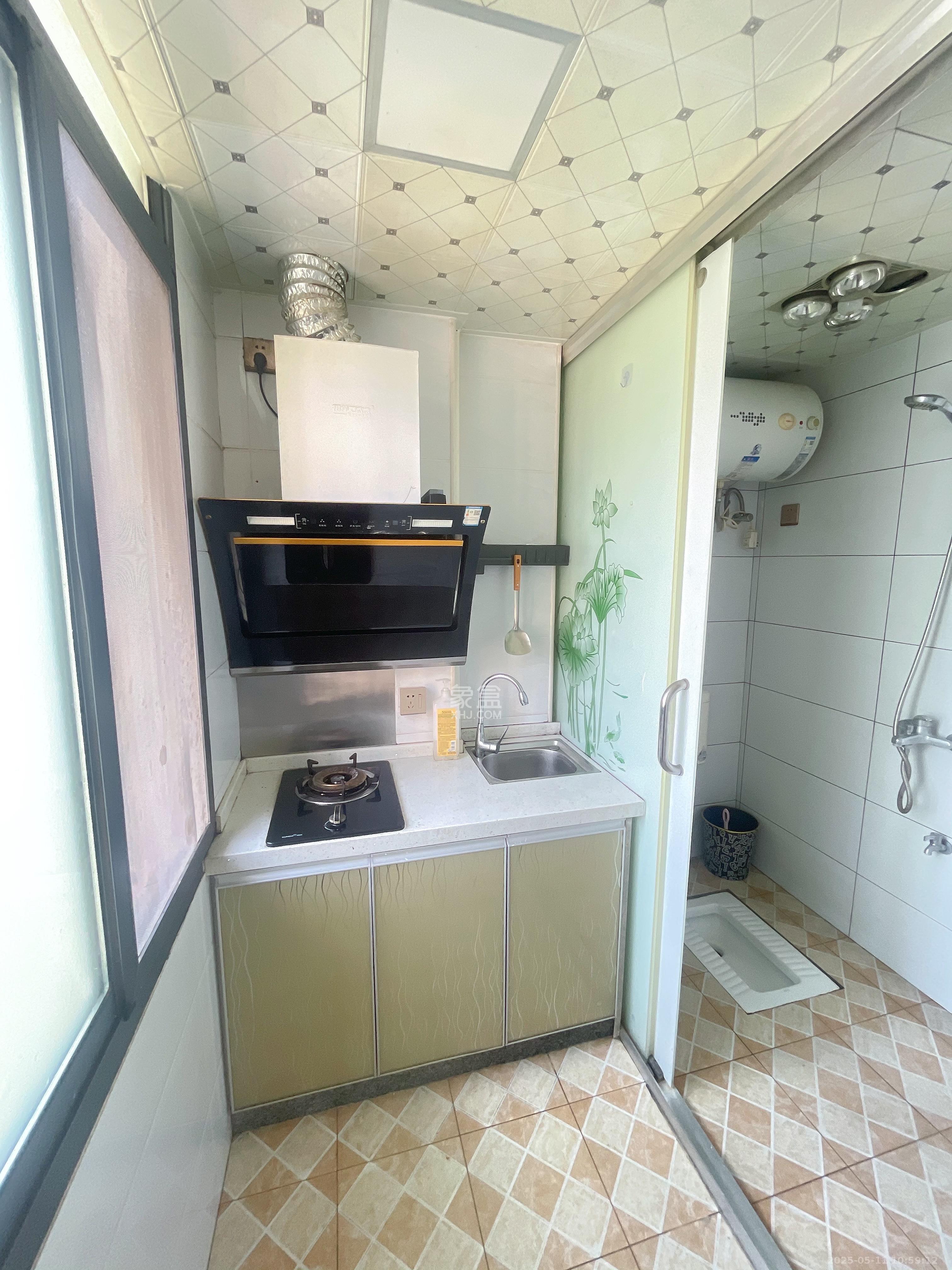 嘉顺苑  1室2厅1卫   1100.00元/月室内图