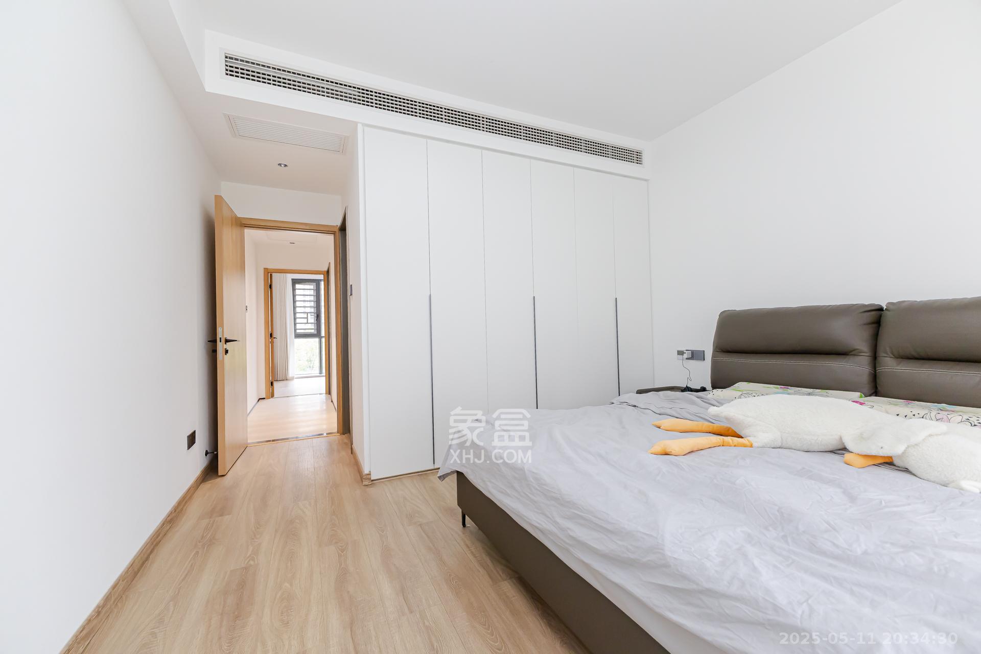 润和湘江天地D区 4室2厅2卫 169.0万 润和湘江天地D区 4室2厅2卫 169.0万卧室