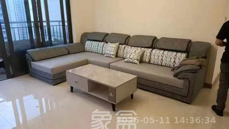 恒大御景半岛  3室2厅2卫   1600.00元/月