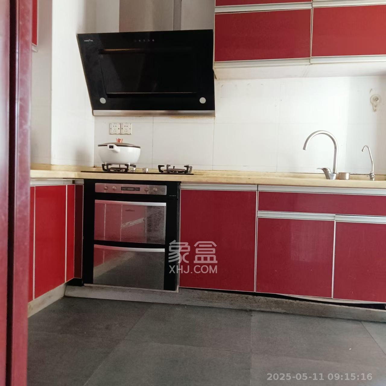 星沙教师公寓  3室2厅2卫    1800.0元/月 星沙教师公寓  3室2厅2卫    1800.0元/月室内图1