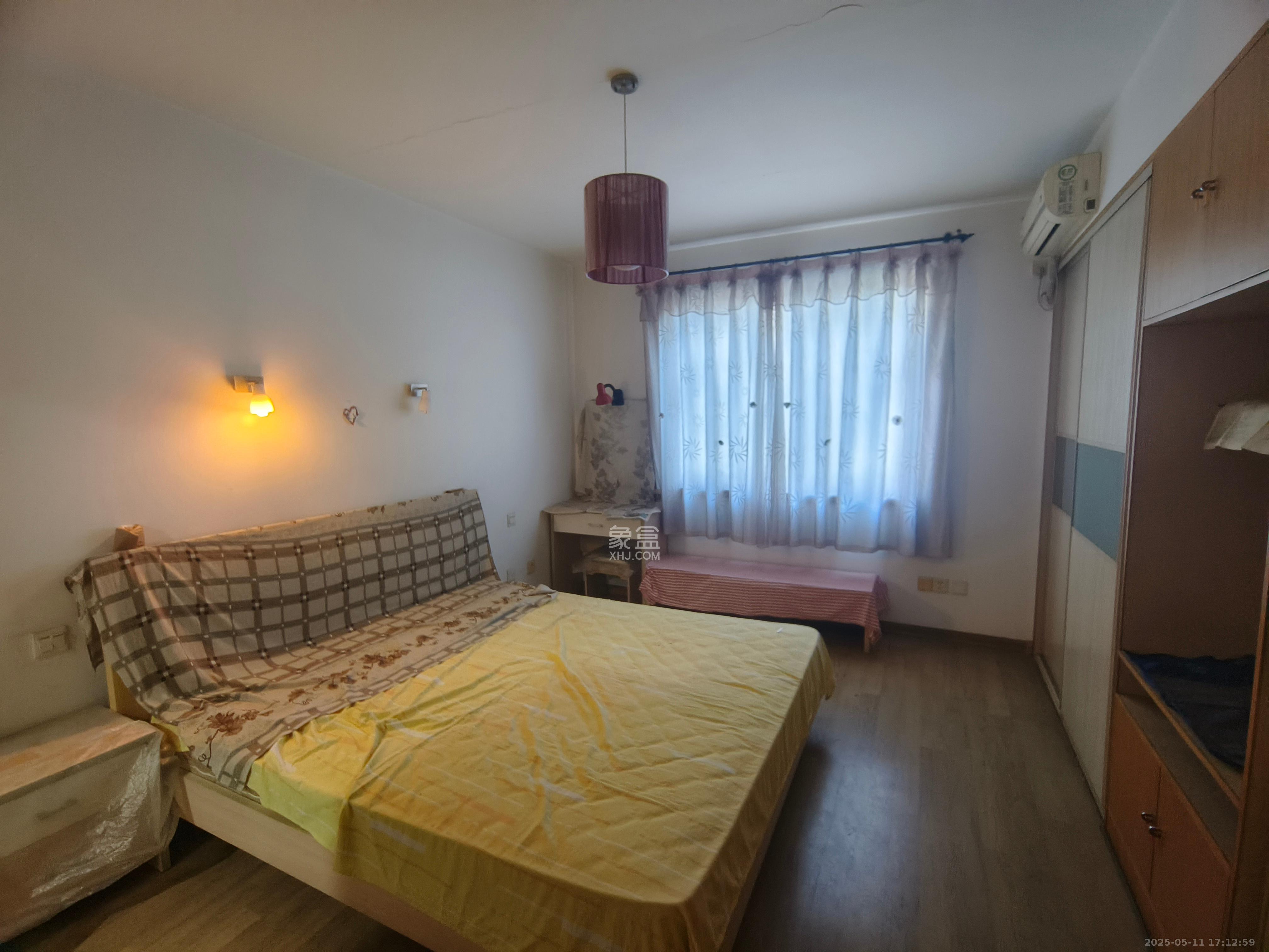 芙蓉苑 3室2厅1卫 2200.0元/月 芙蓉苑 3室2厅1卫 2200.0元/月室内图