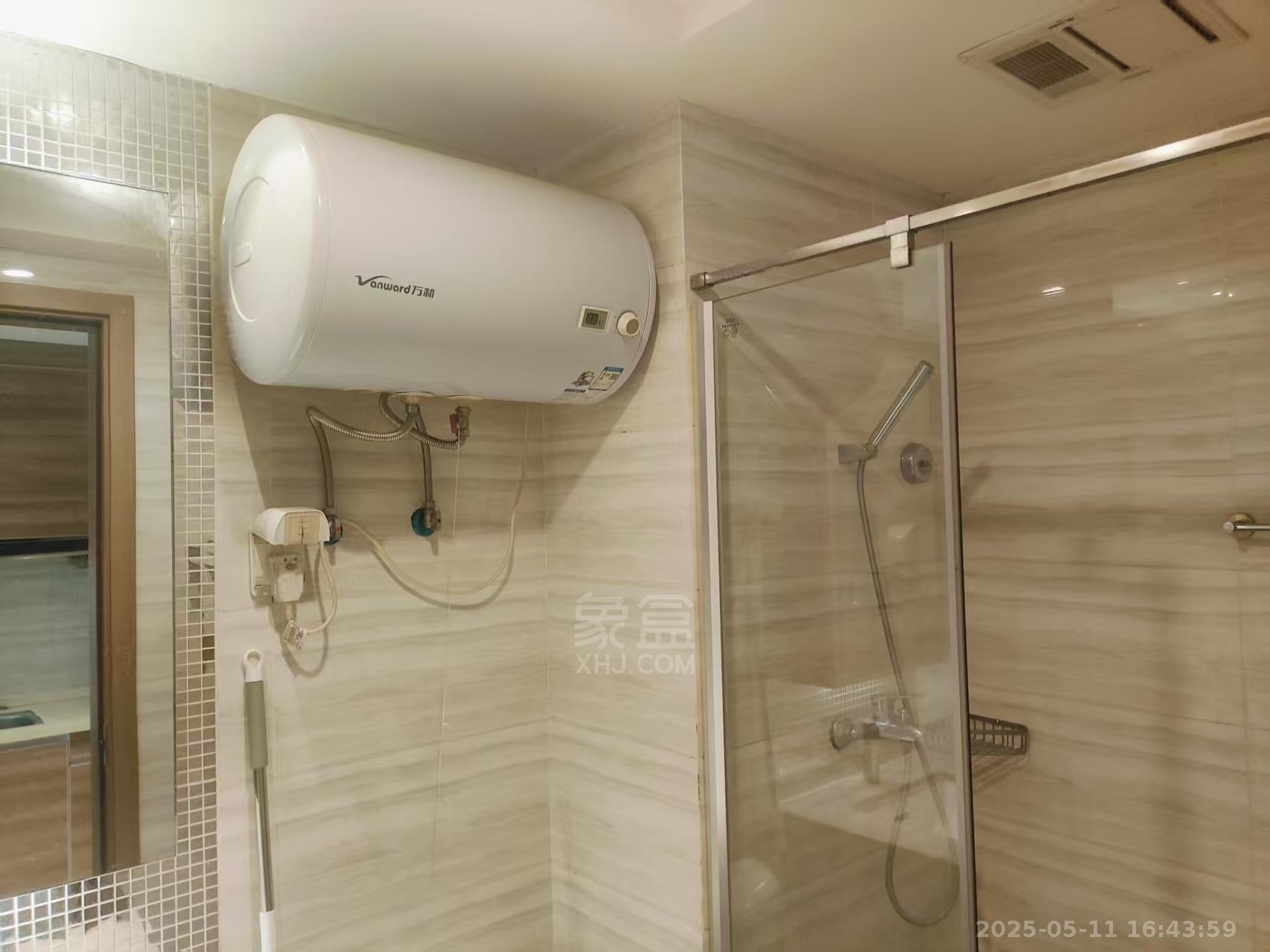 恒大御景湾 1室1厅1卫 1400.0元/月 恒大御景湾 1室1厅1卫 1400.0元/月室内图