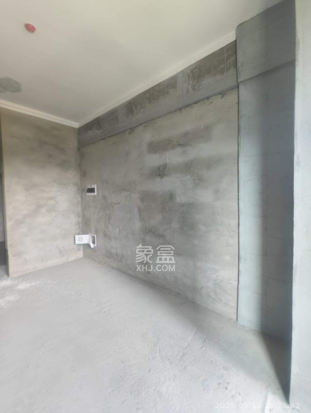 绿地商务广场  1室1厅1卫   1000.00元/月室内图