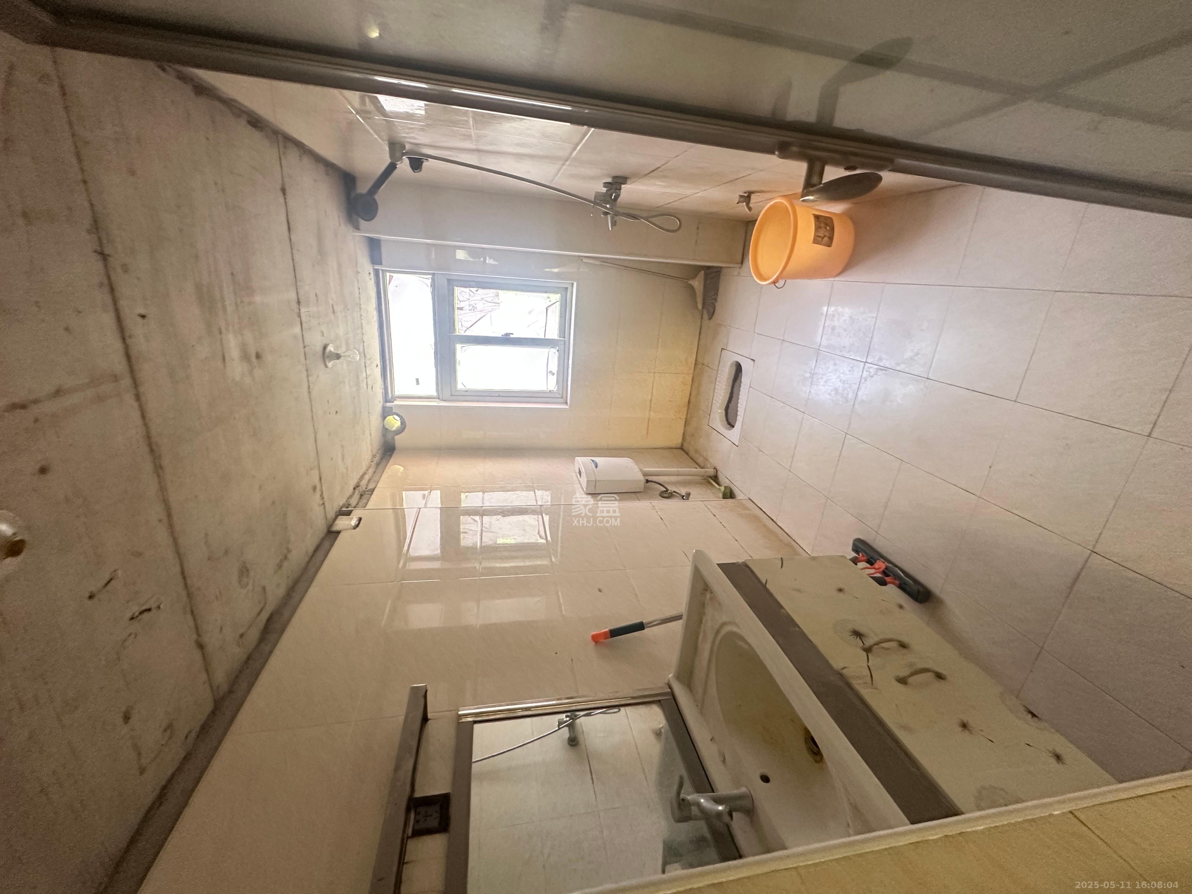 骑龙安置小区 1室0厅0卫 1800.0元/月 骑龙安置小区 1室0厅0卫 1800.0元/月室内图