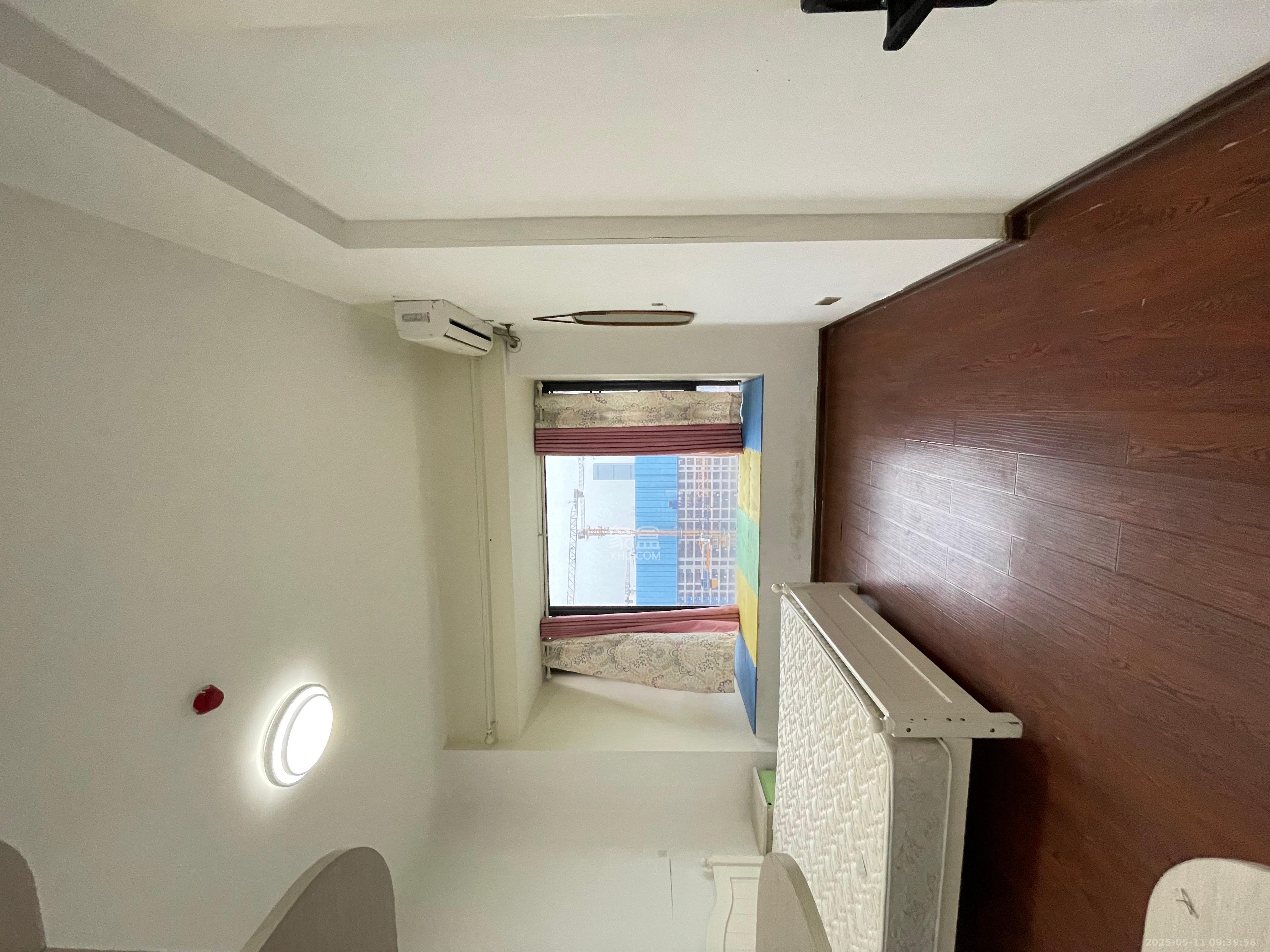 京武浪琴山一、二期  2室1厅1卫    2500.0元/月 京武浪琴山一、二期  2室1厅1卫    2500.0元/月室内图