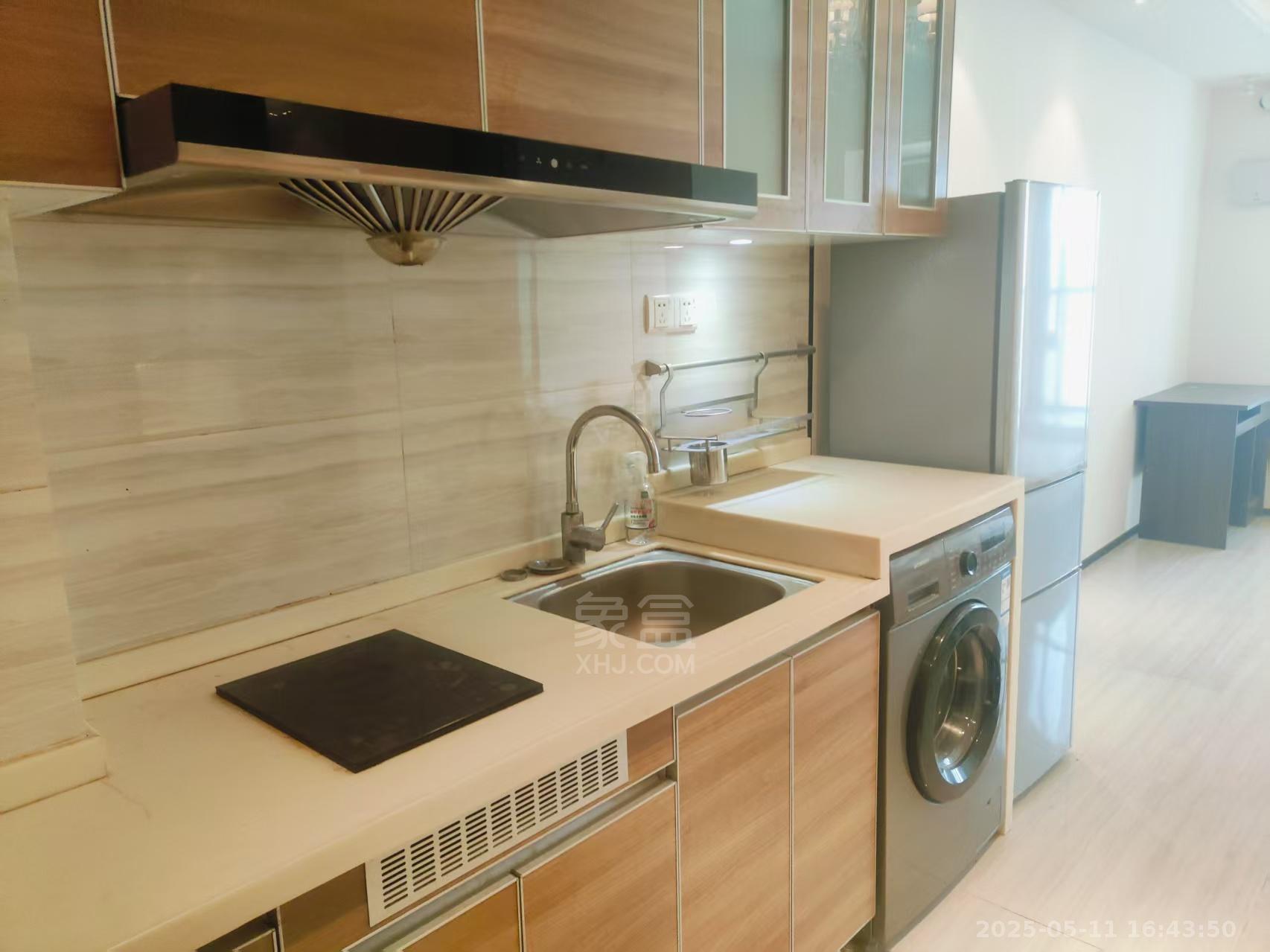 恒大御景湾 1室1厅1卫 1400.0元/月 恒大御景湾 1室1厅1卫 1400.0元/月室内图