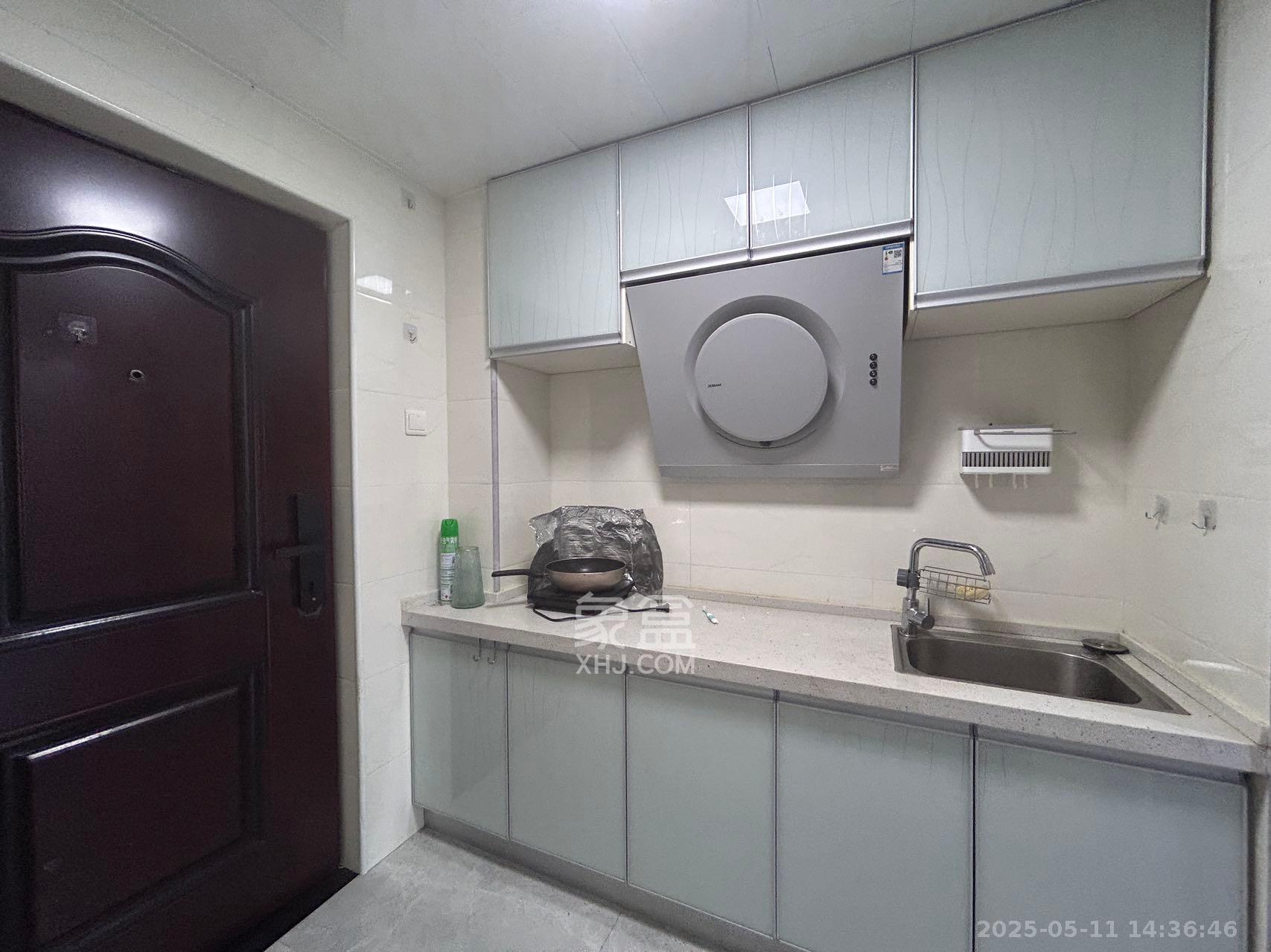 荣悦台 1室1厅1卫 2200.0元/月 荣悦台 1室1厅1卫 2200.0元/月室内图