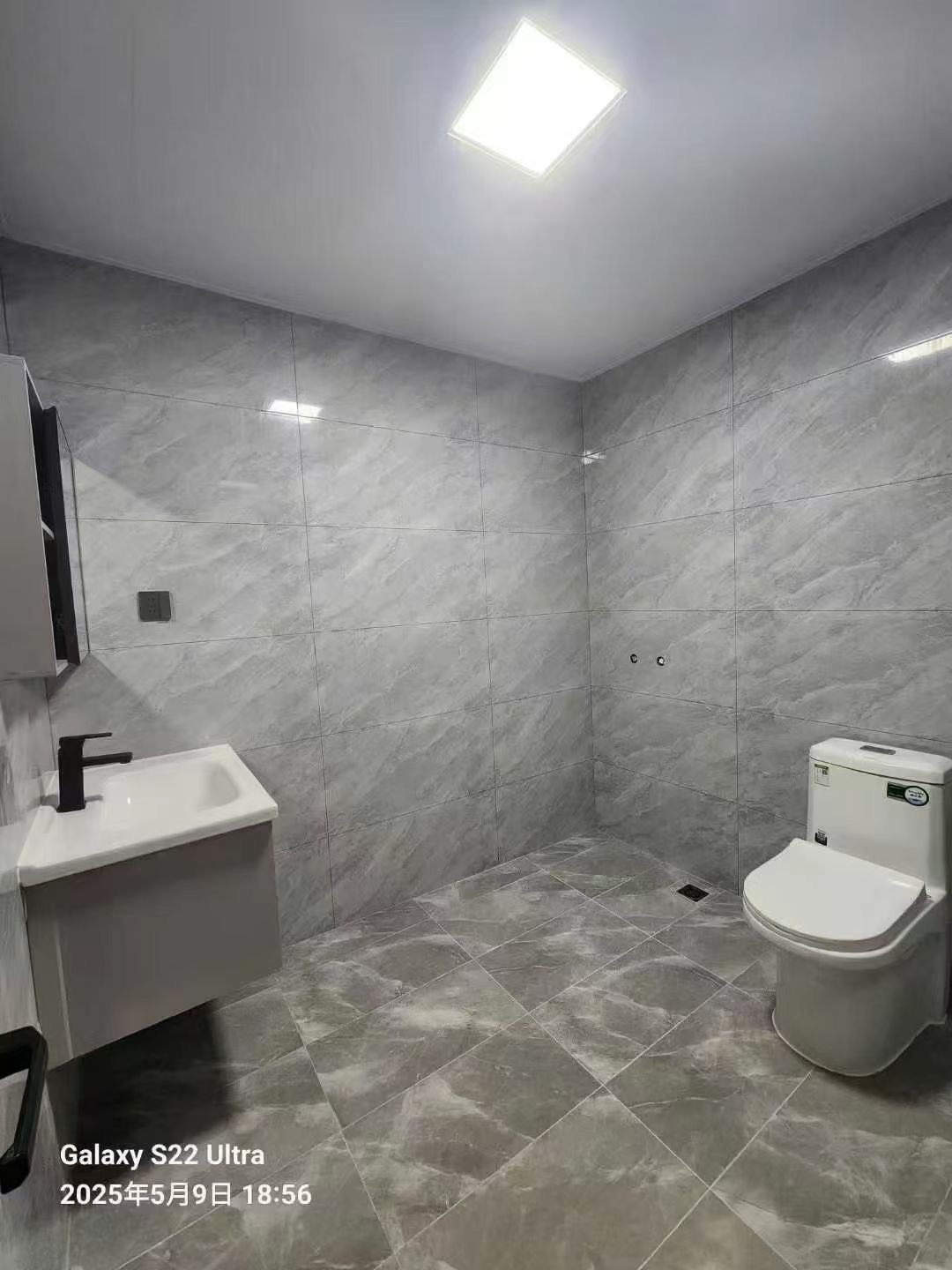 万利小区  3室2厅1卫    73.0万 万利小区  3室2厅1卫    73.0万客厅