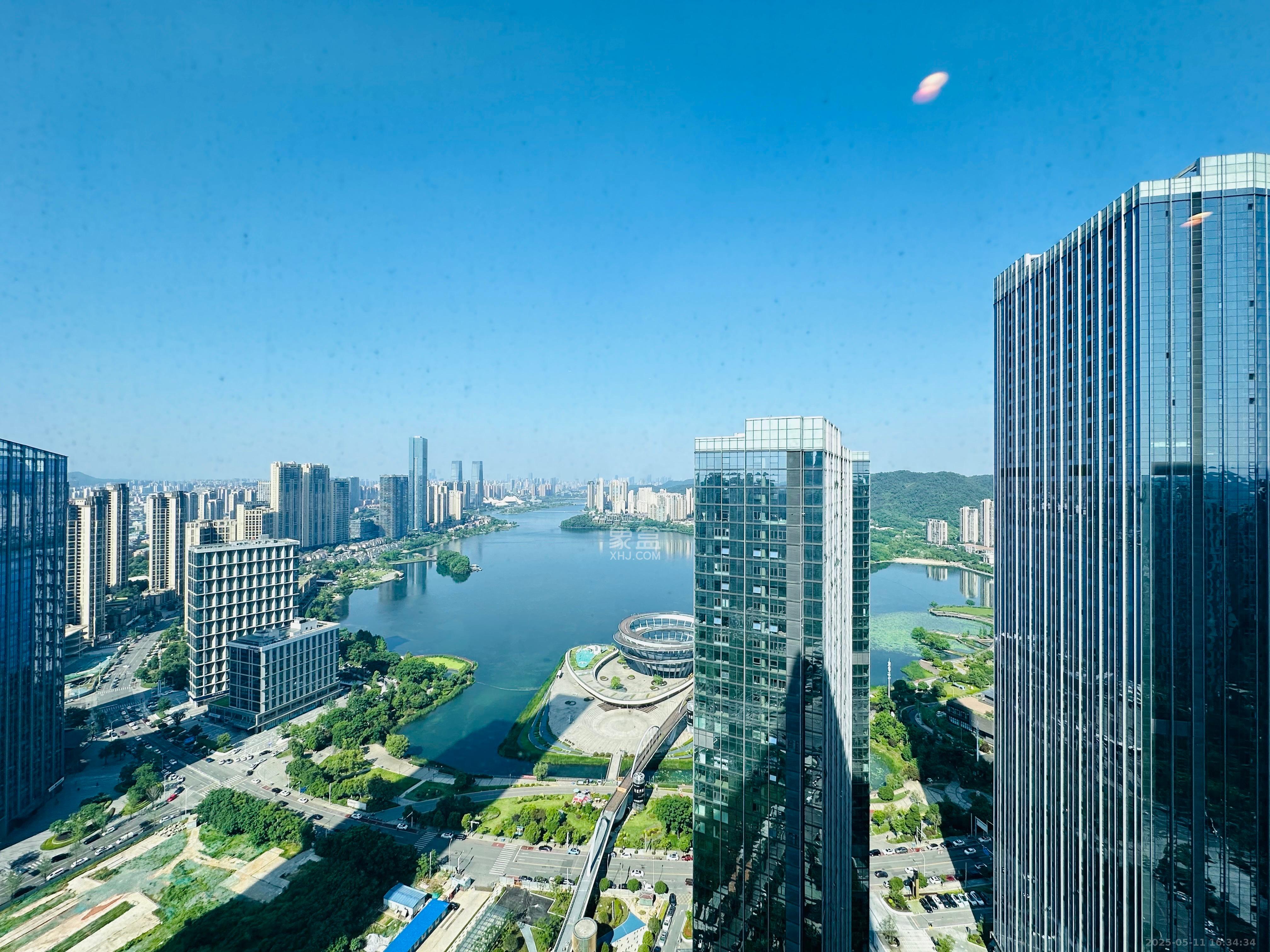 正荣梅溪紫阙台  5室2厅4卫   9000.00元/月室内图