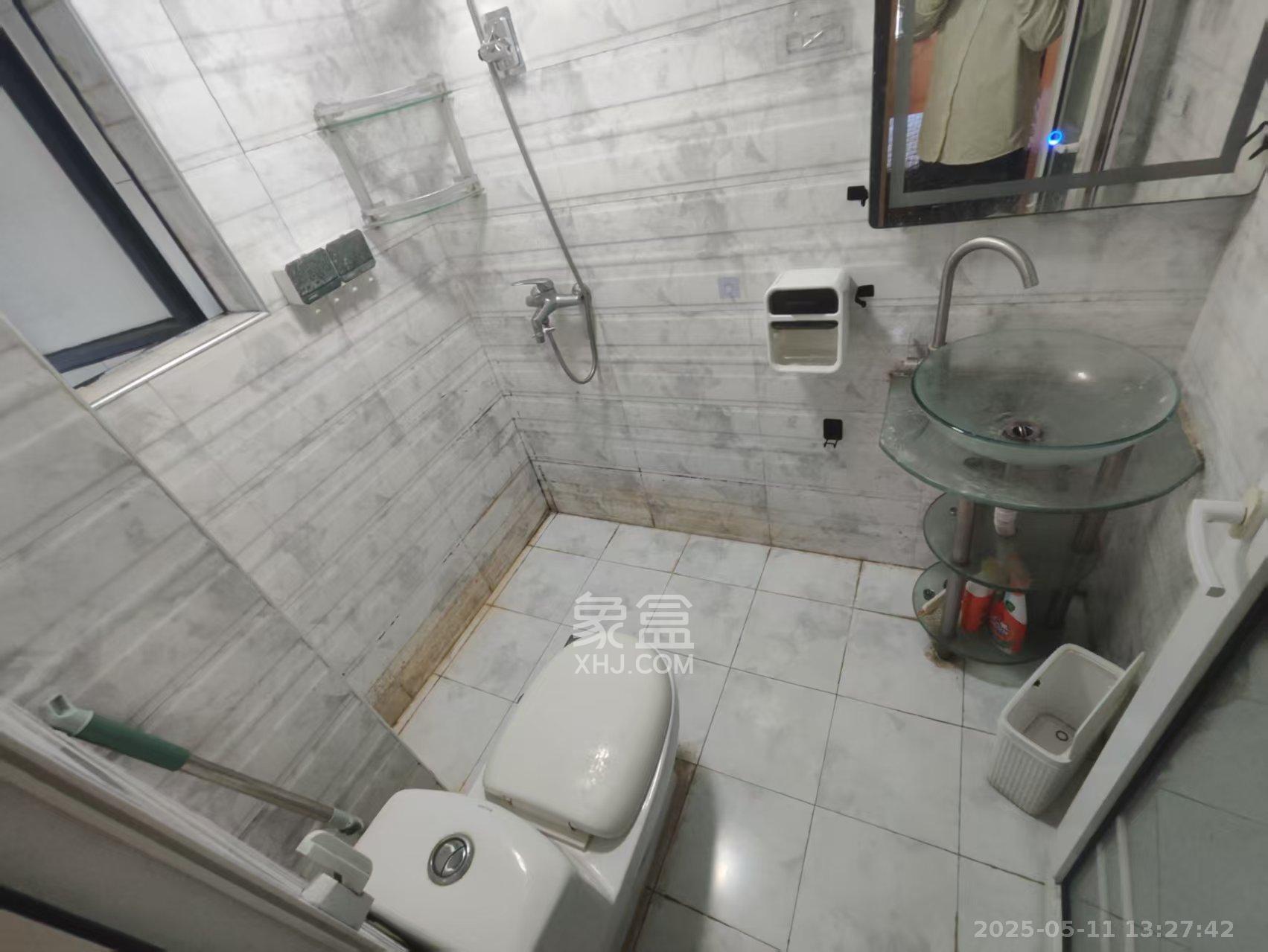 万象新天 2室2厅2卫 2500.0元/月 万象新天 2室2厅2卫 2500.0元/月室内图