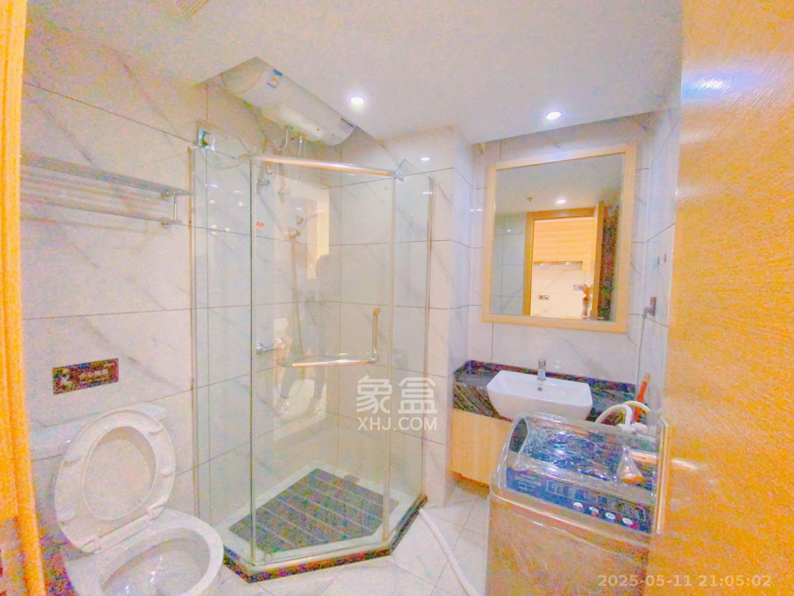 众东国际  1室0厅0卫    2400.0元/月 众东国际  1室0厅0卫    2400.0元/月室内图