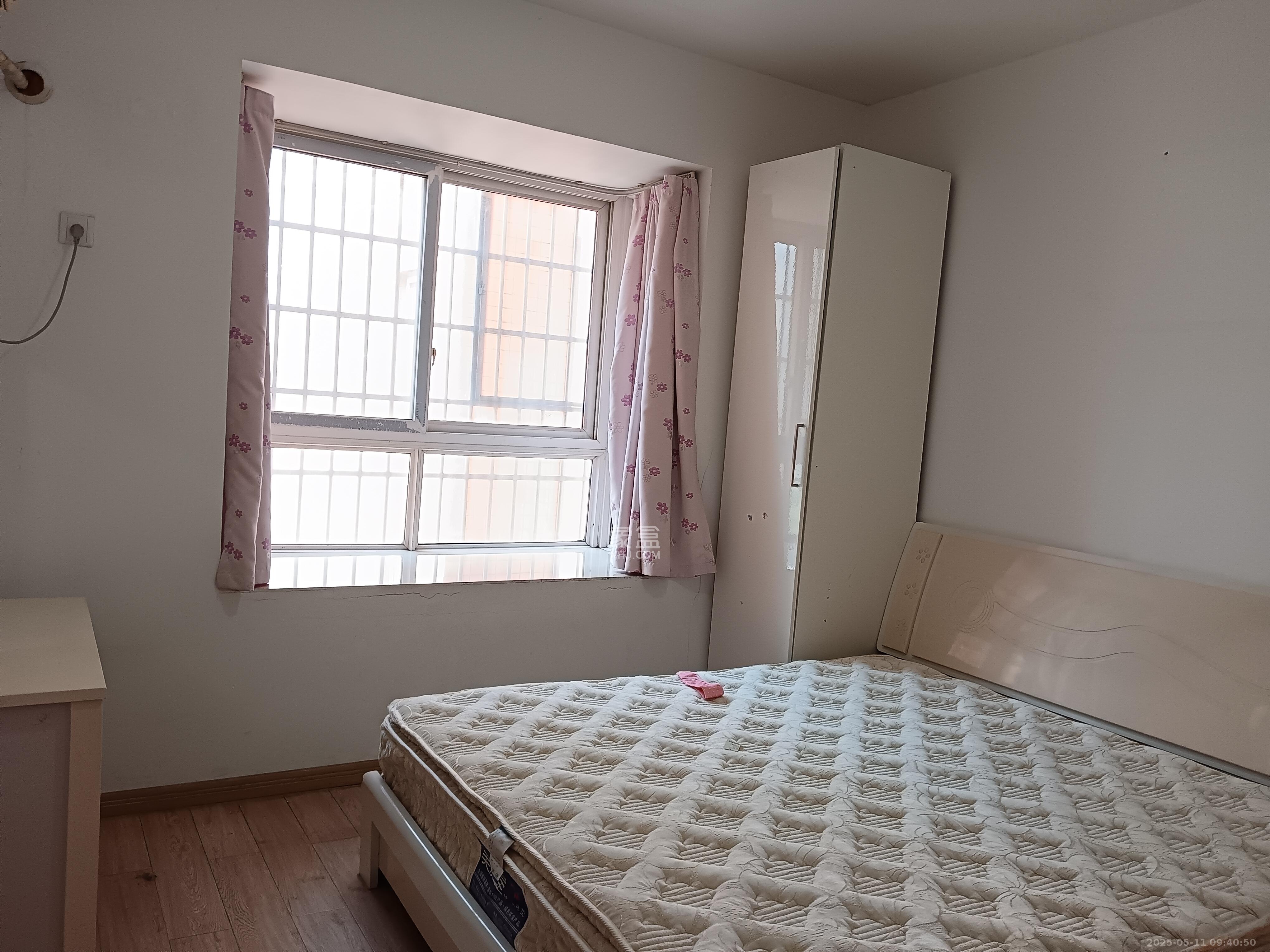 东门尚苑  2室2厅1卫   1500.00元/月室内图