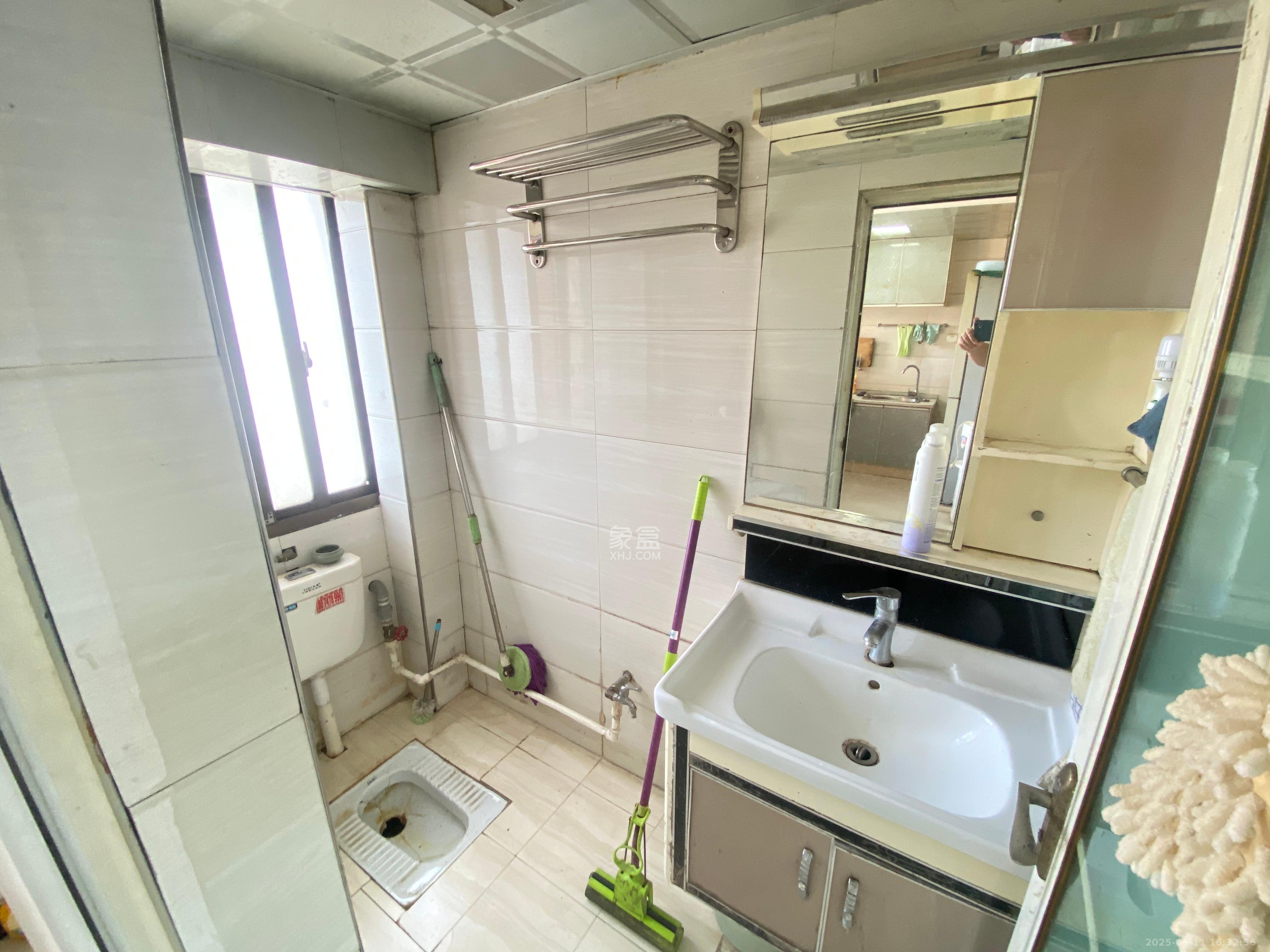 水泵厂宿舍  2室1厅1卫   1500.00元/月室内图