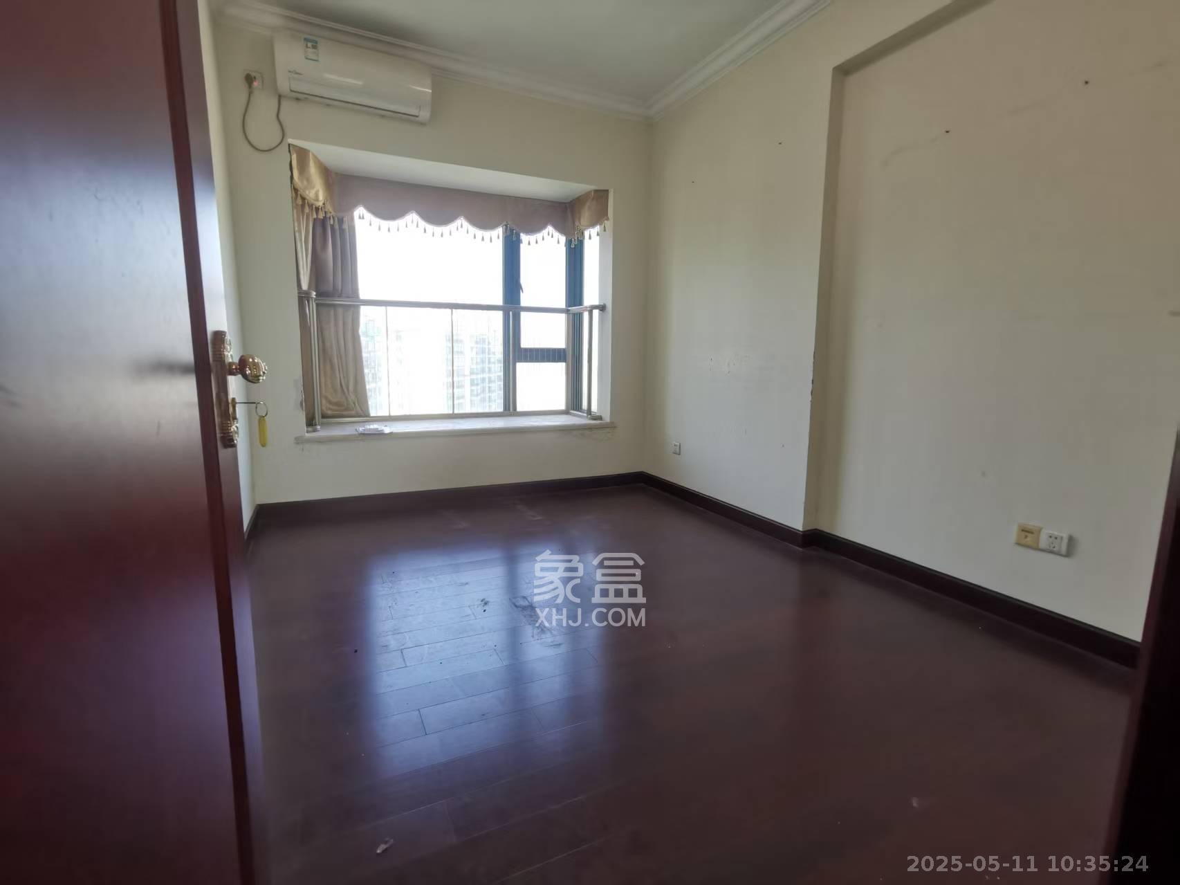 恒大绿洲  3室2厅2卫    2400.0元/月室内图