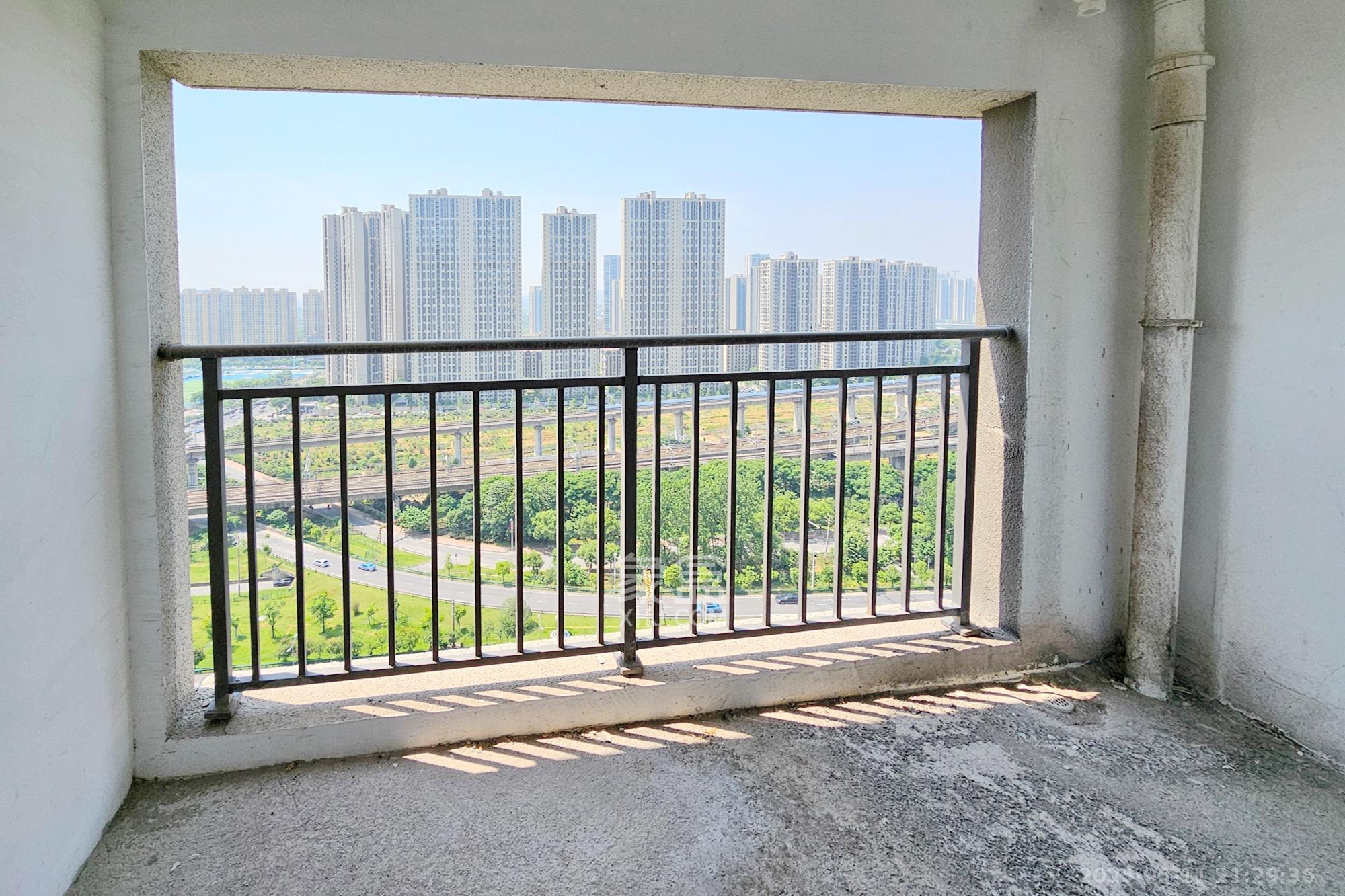 阳光城尚东湾愉景苑  3室2厅1卫   86.00万其他