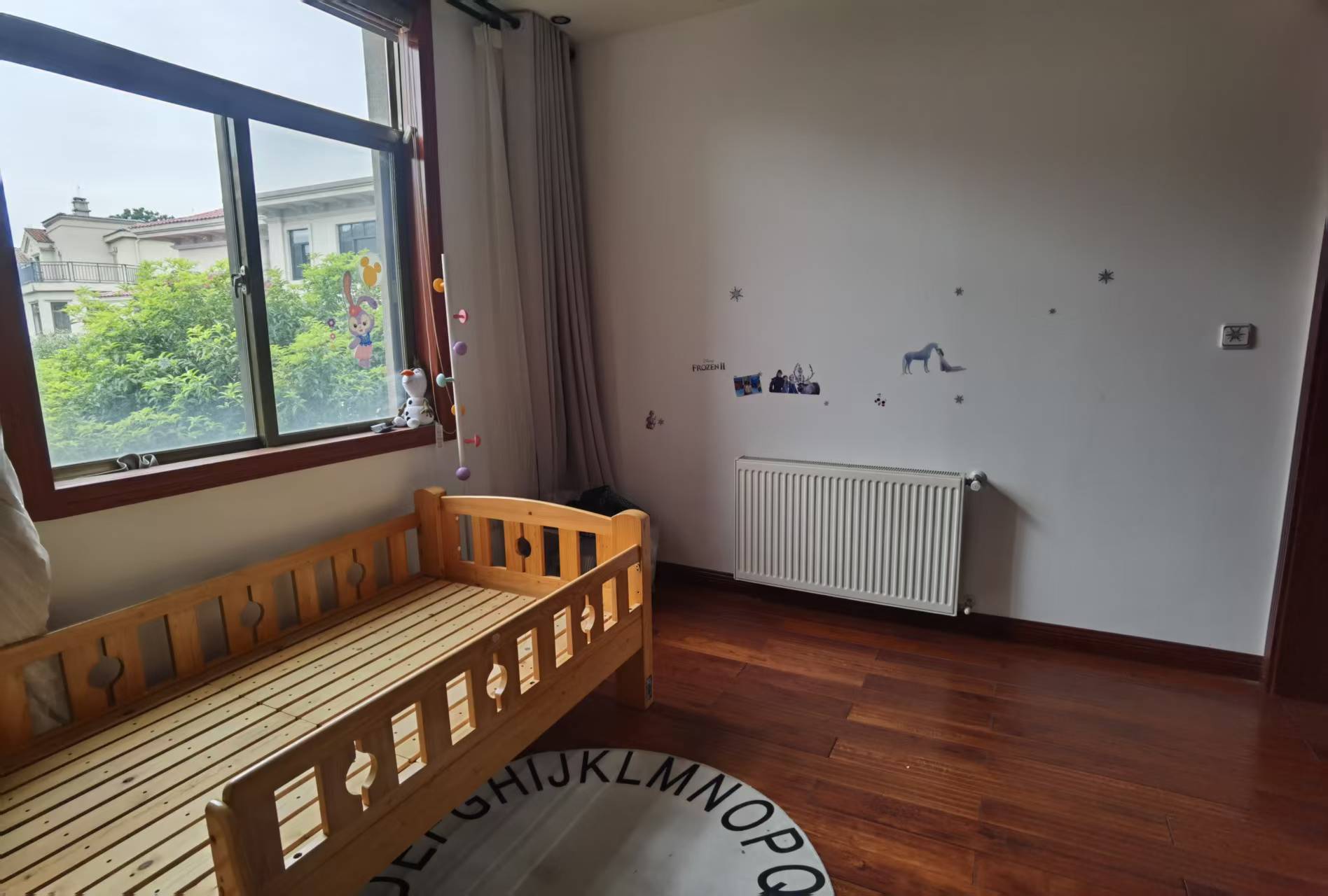 碧桂园 5室2厅3卫 8000.0元/月 碧桂园 5室2厅3卫 8000.0元/月室内图