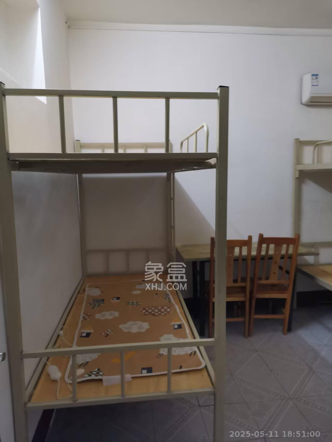 晓园宿舍（晓园路湘运小区）  3室2厅1卫   1700.00元/月室内图