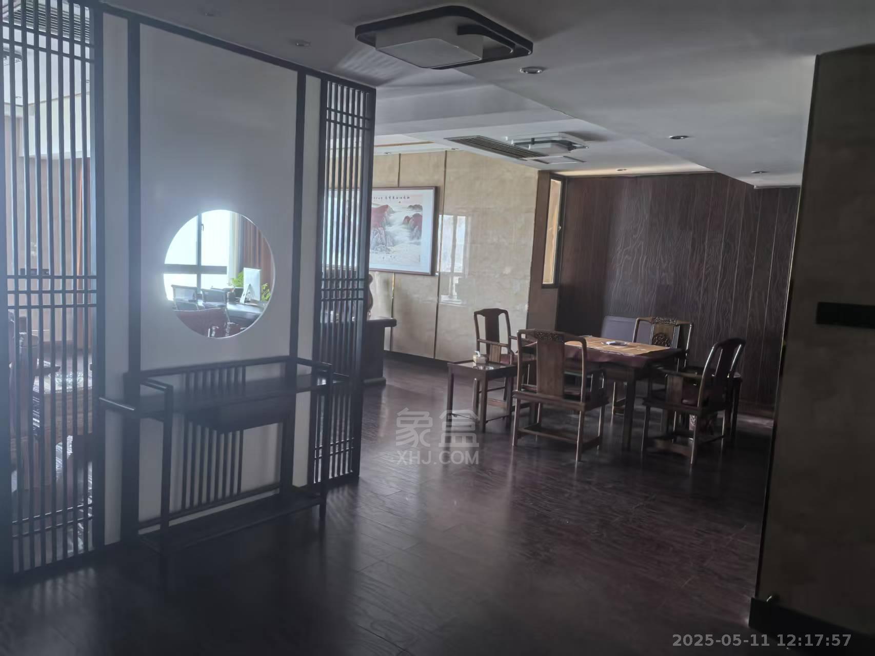 慈善大厦  3室2厅2卫   3500.00元/月室内图