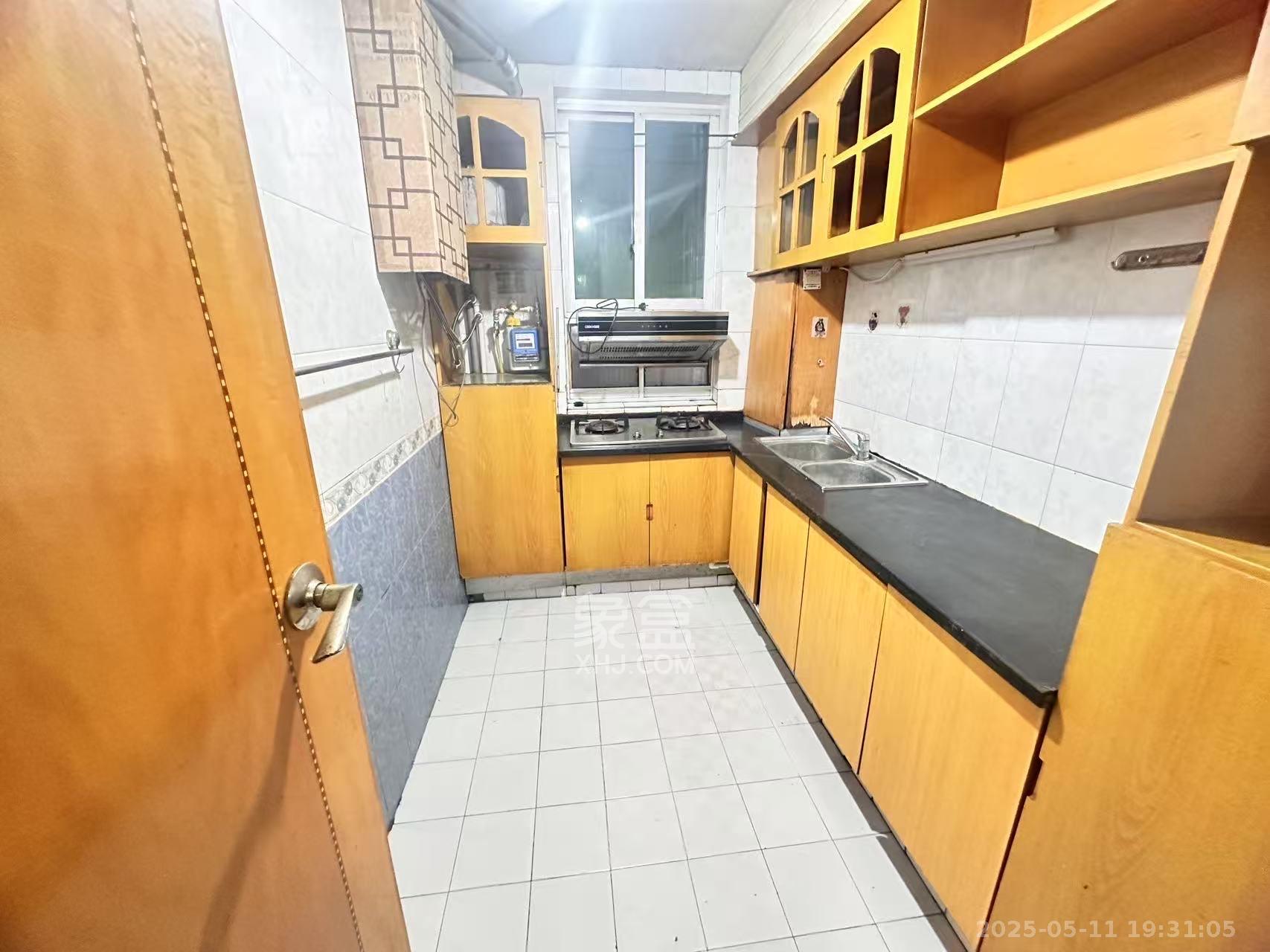 建工集团单位房  1室0厅0卫    2800.0元/月 建工集团单位房  1室0厅0卫    2800.0元/月室内图