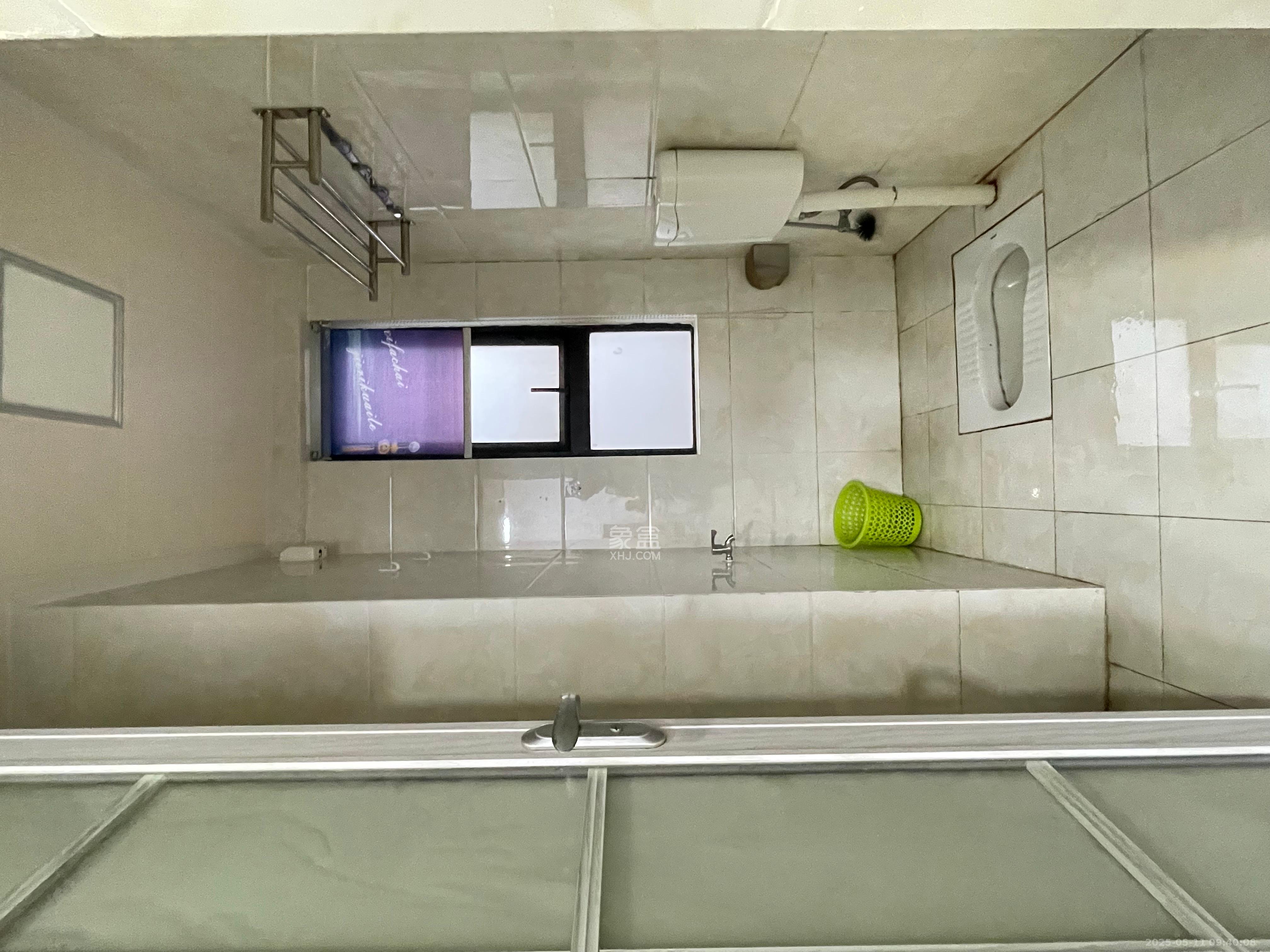 京武浪琴山一、二期  2室1厅1卫    2500.0元/月 京武浪琴山一、二期  2室1厅1卫    2500.0元/月室内图